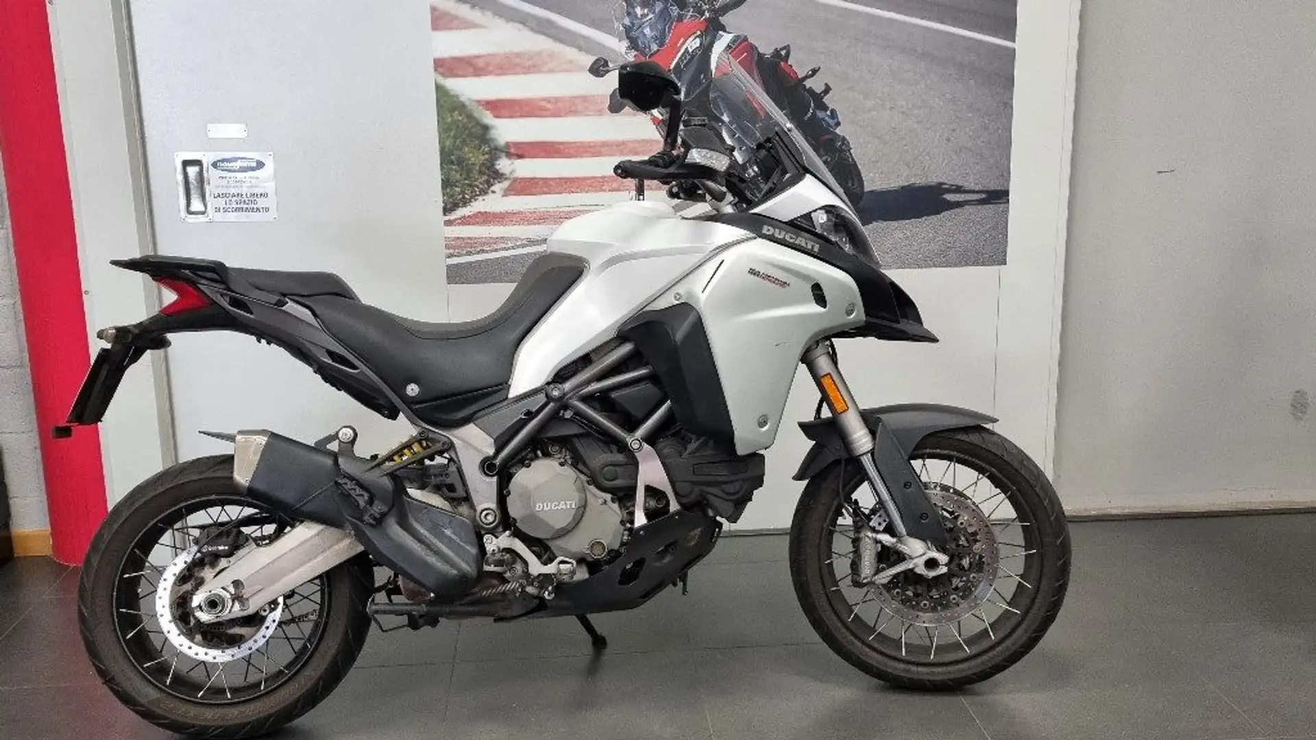 Ducati Multistrada 1200 enduro 2016 Bianco - 1