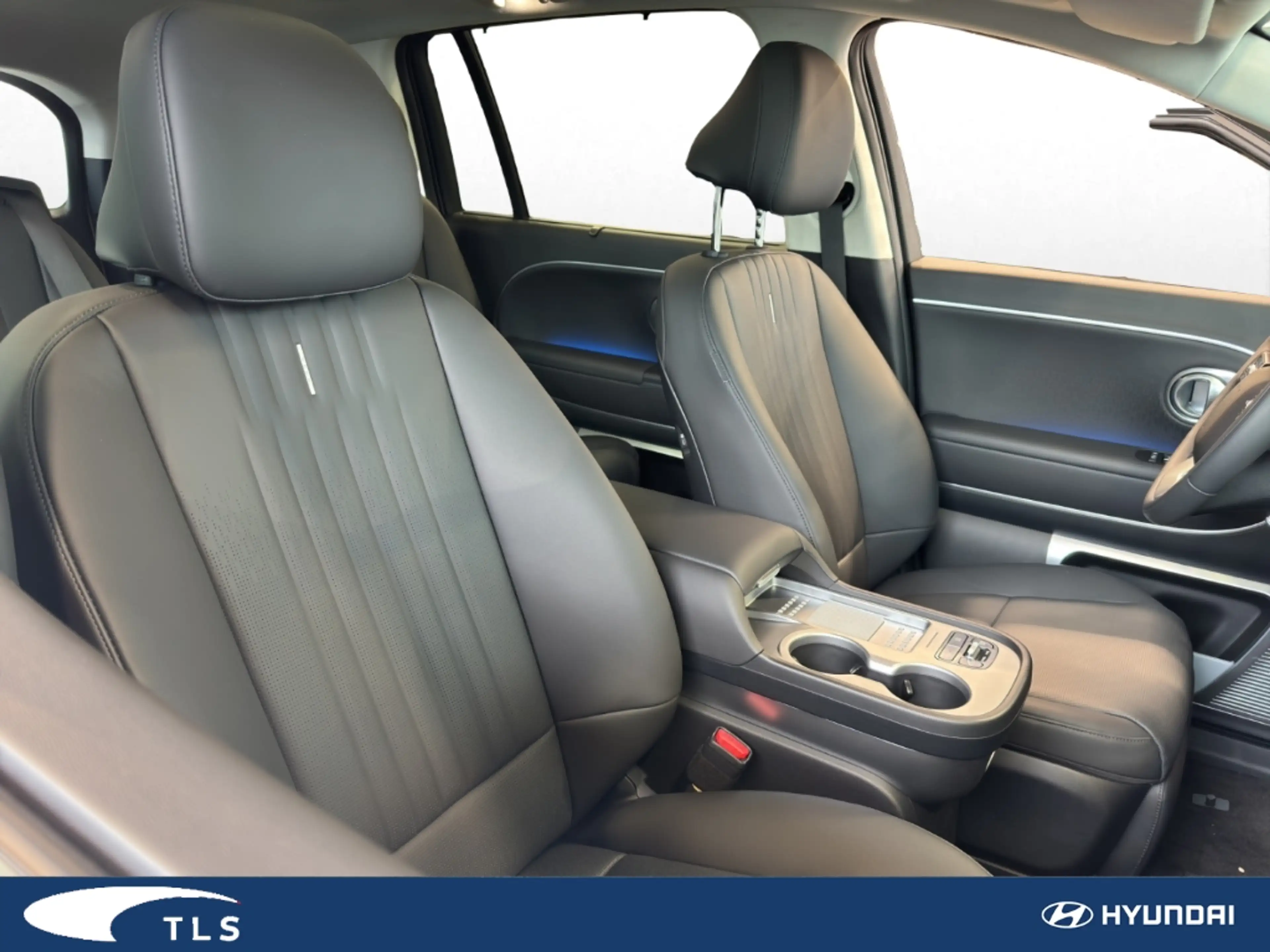 Hyundai IONIQ 9 226 kW 4WD Uniq HUD Niveau El. Fondsitzverst. El. — photo 14