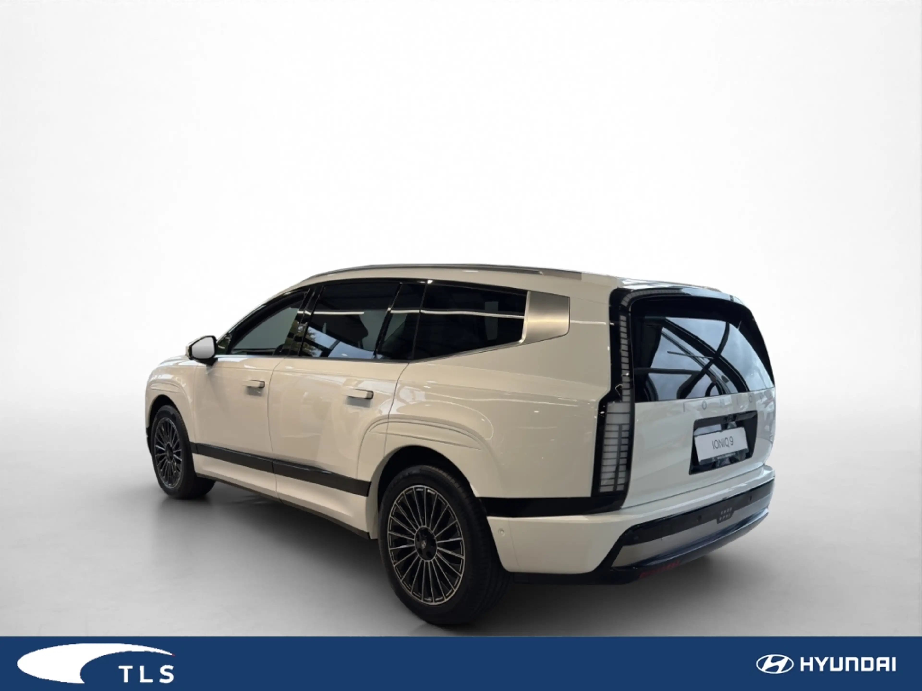 Hyundai IONIQ 9 226 kW 4WD Uniq HUD Niveau El. Fondsitzverst. El. — photo 2