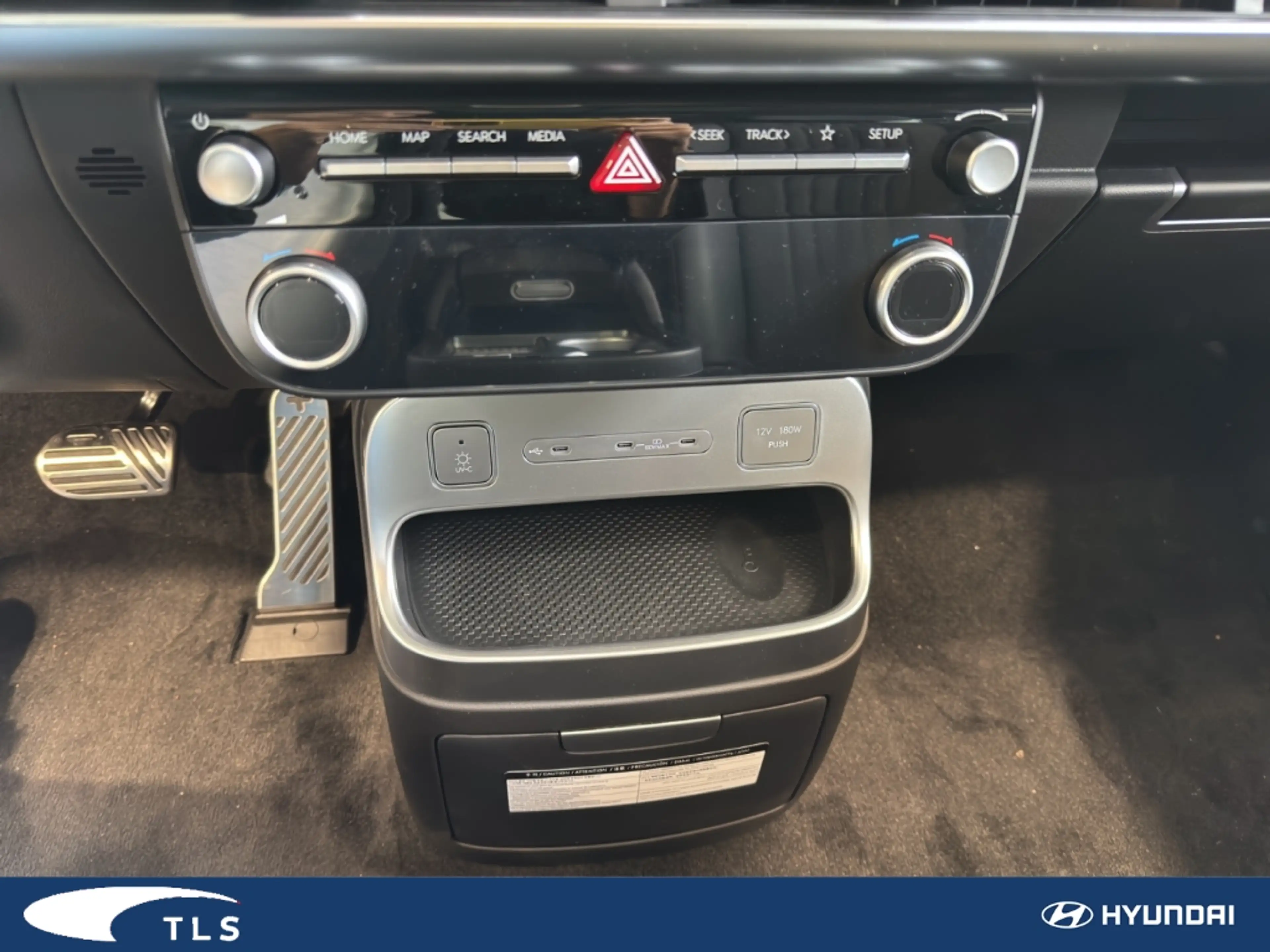 Hyundai IONIQ 9 226 kW 4WD Uniq HUD Niveau El. Fondsitzverst. El. — photo 11