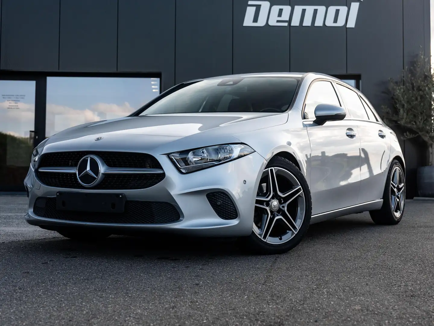 Mercedes-Benz A 180 d Amg velgen incl winterset/Garantie/Carplay Argent - 1