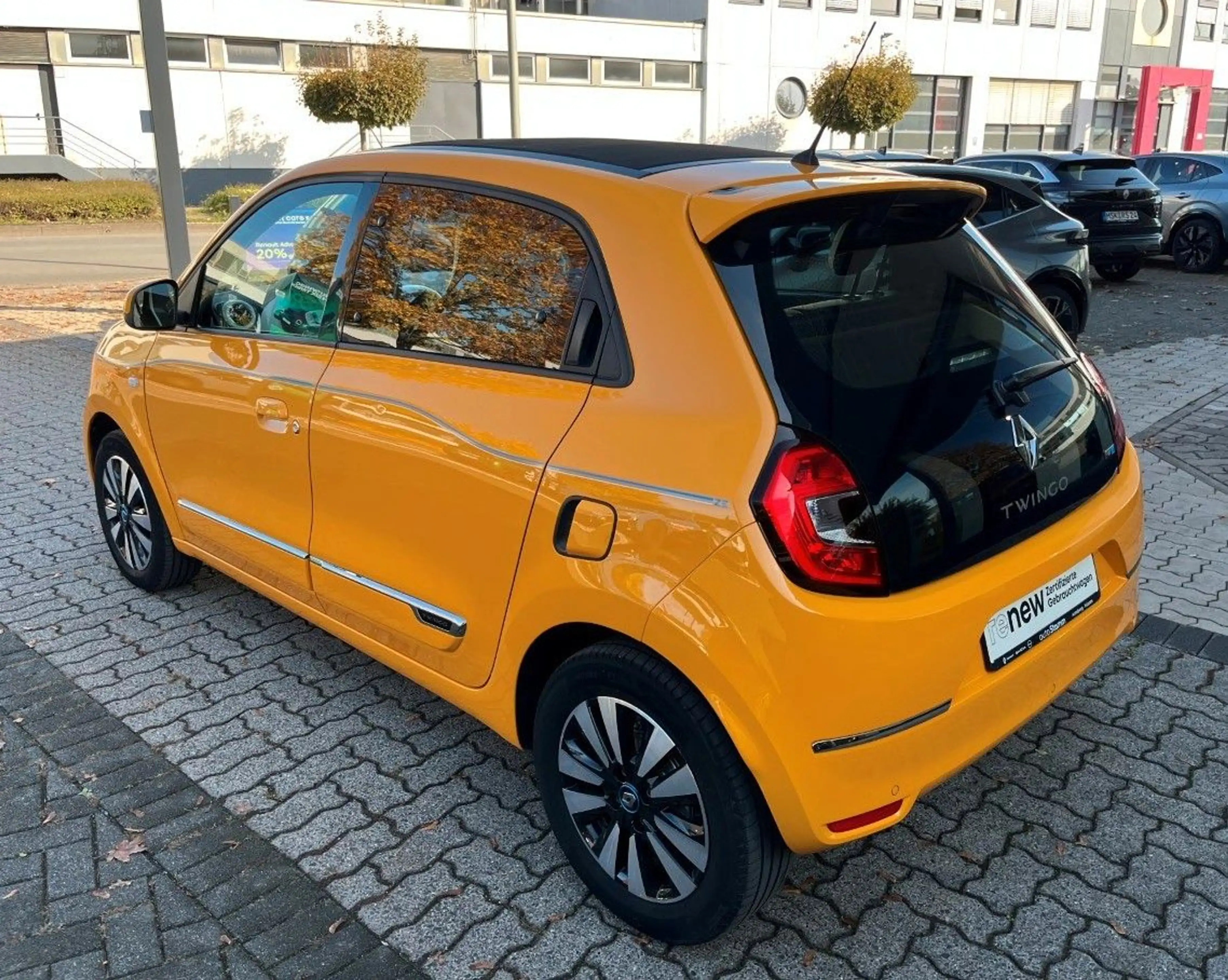 Renault Twingo Intens Electric Faltdach Klima Cam SHZ 1H — photo 4