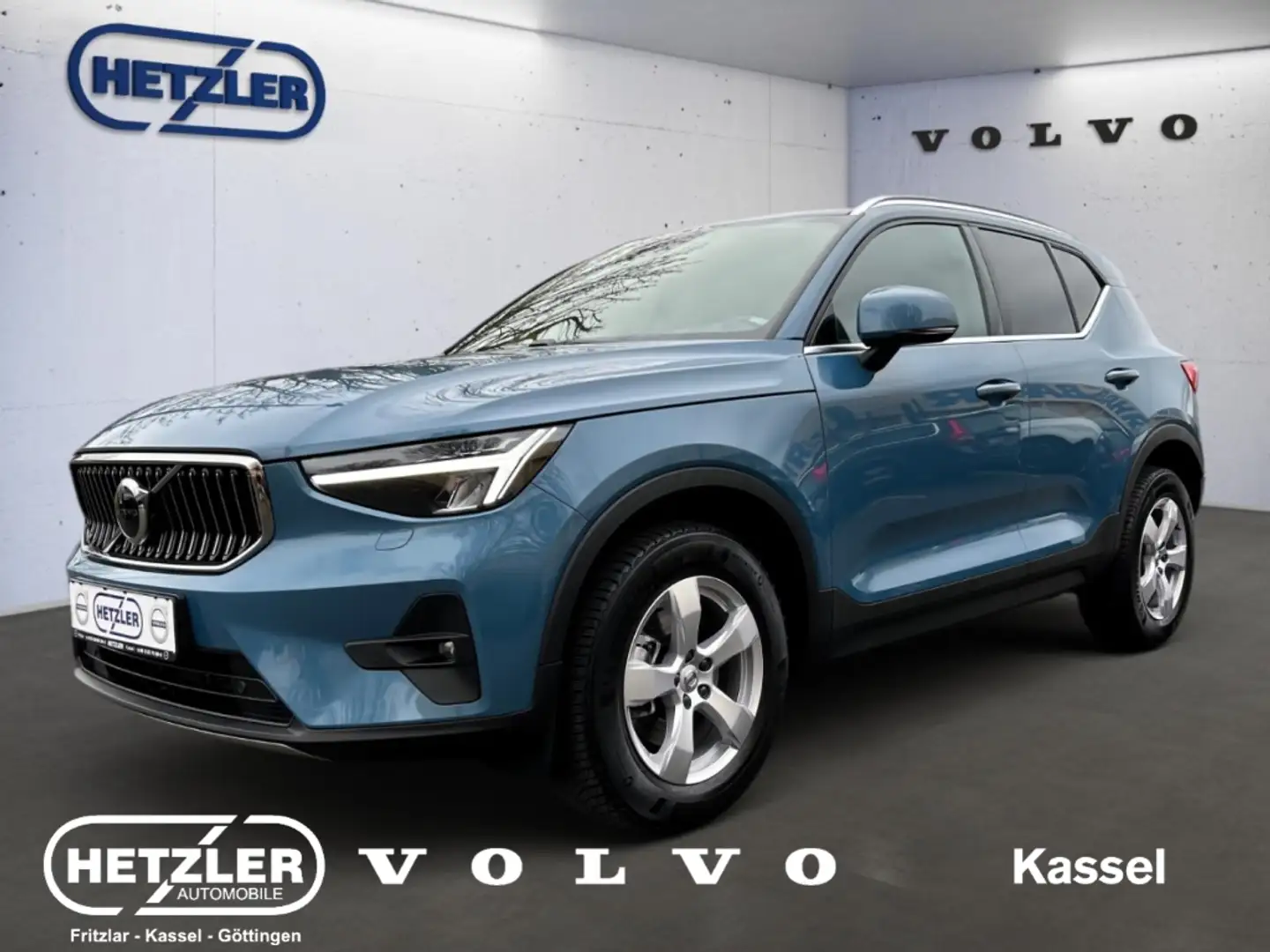 Volvo XC40 2WD EU6d B4 B DKG Plus Bright DAB SHZ LenkradHZG Blau - 1