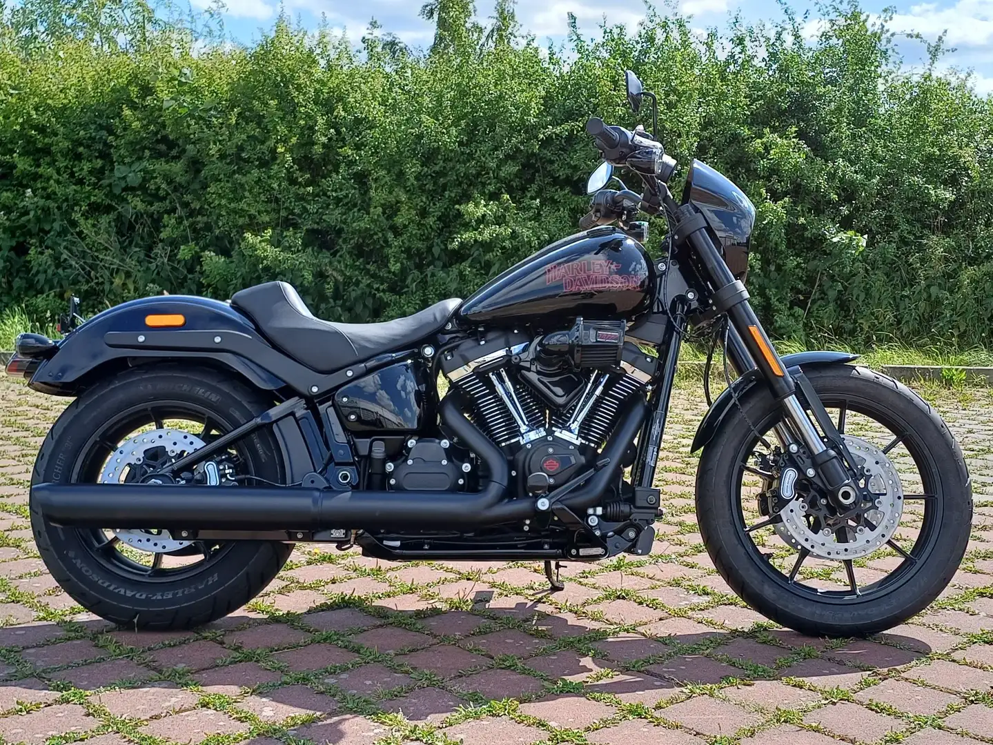 Harley-Davidson Lowrider S FXLRS 2025 NEU Noir - 1
