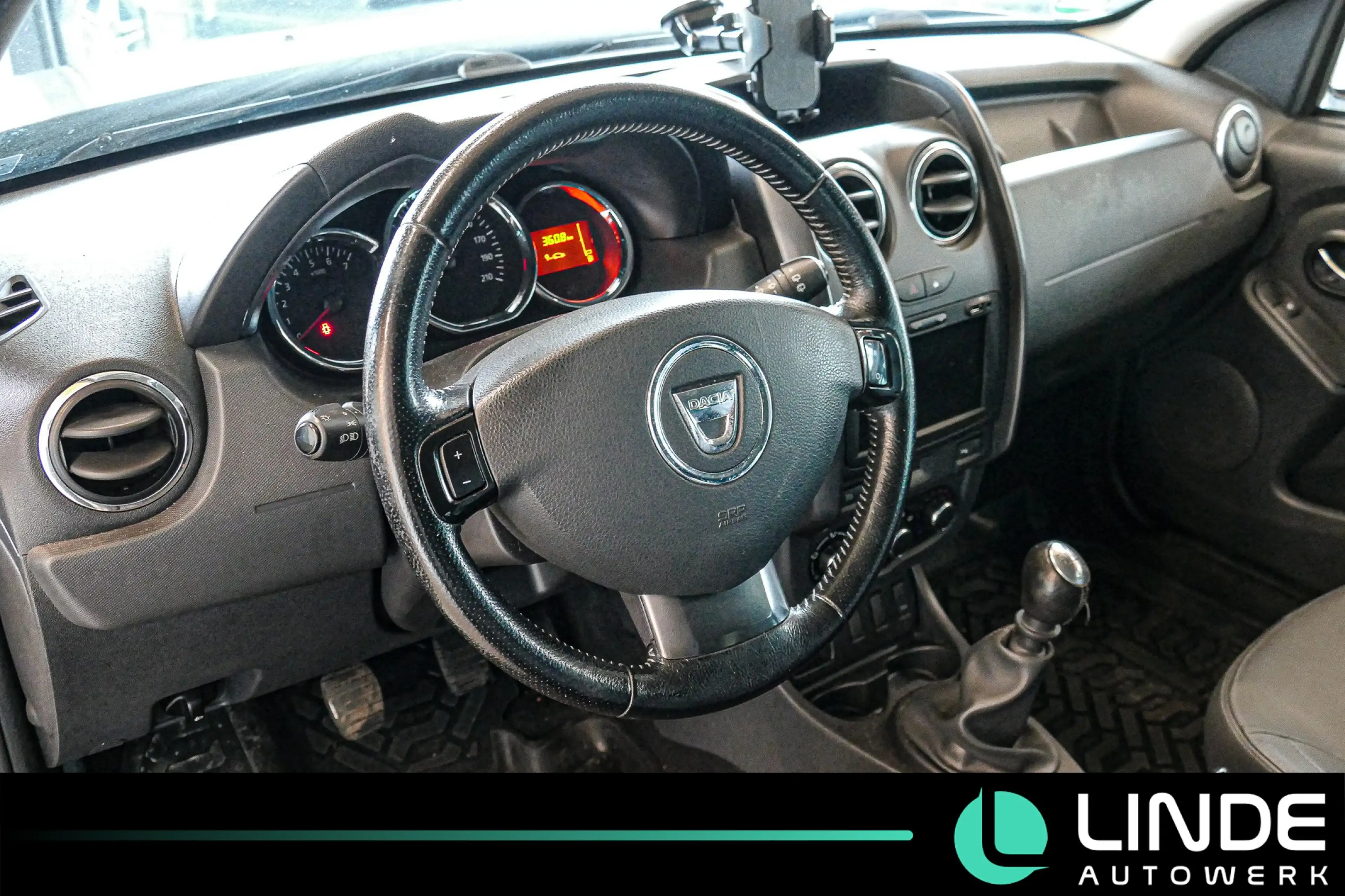 Dacia Duster 4x2 Prestige |LEDER|KLIMA|TEMPO.|PDC|AHK — photo 11