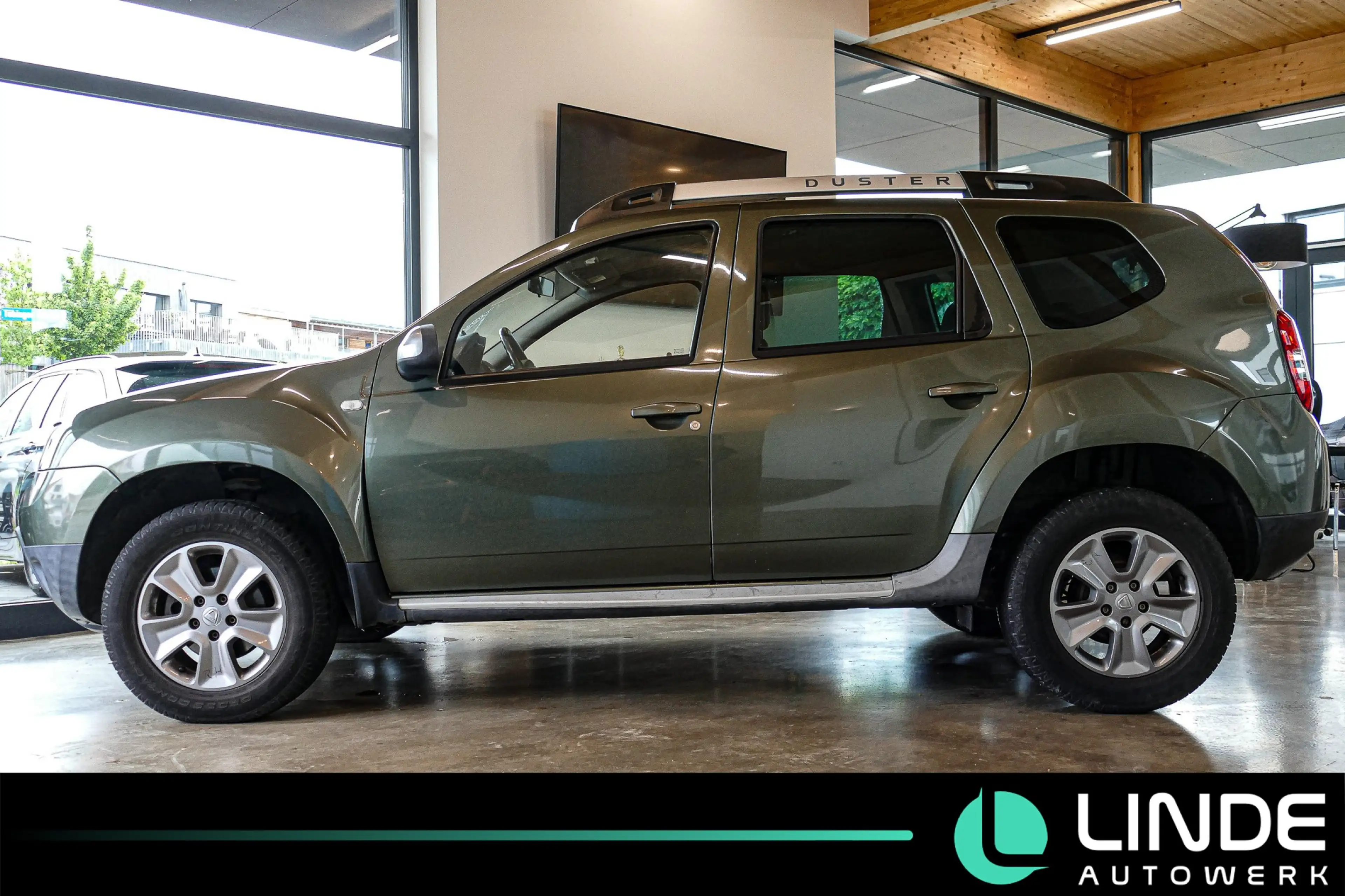 Dacia Duster 4x2 Prestige |LEDER|KLIMA|TEMPO.|PDC|AHK — photo 3