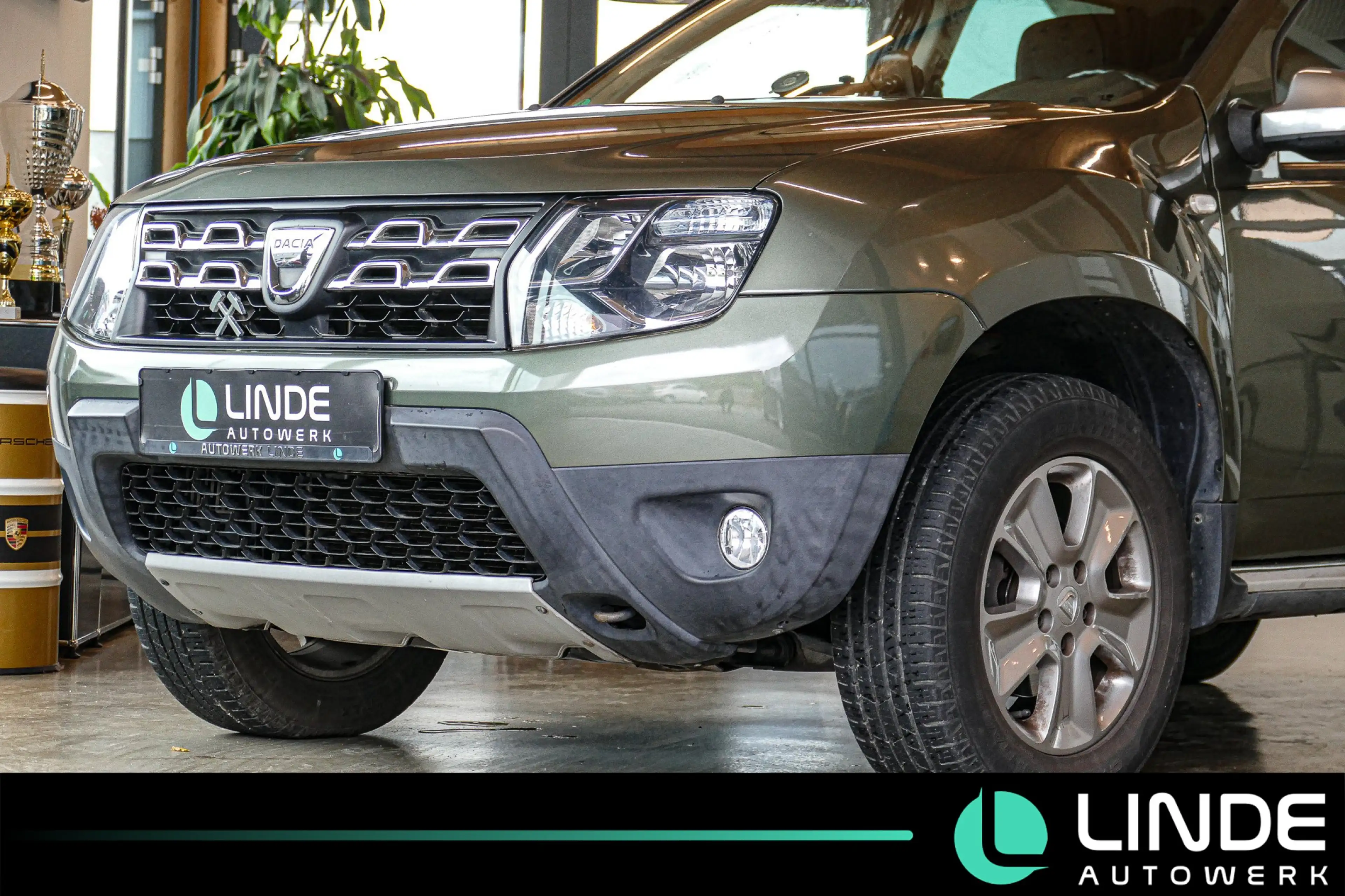 Dacia Duster 4x2 Prestige |LEDER|KLIMA|TEMPO.|PDC|AHK — photo 2