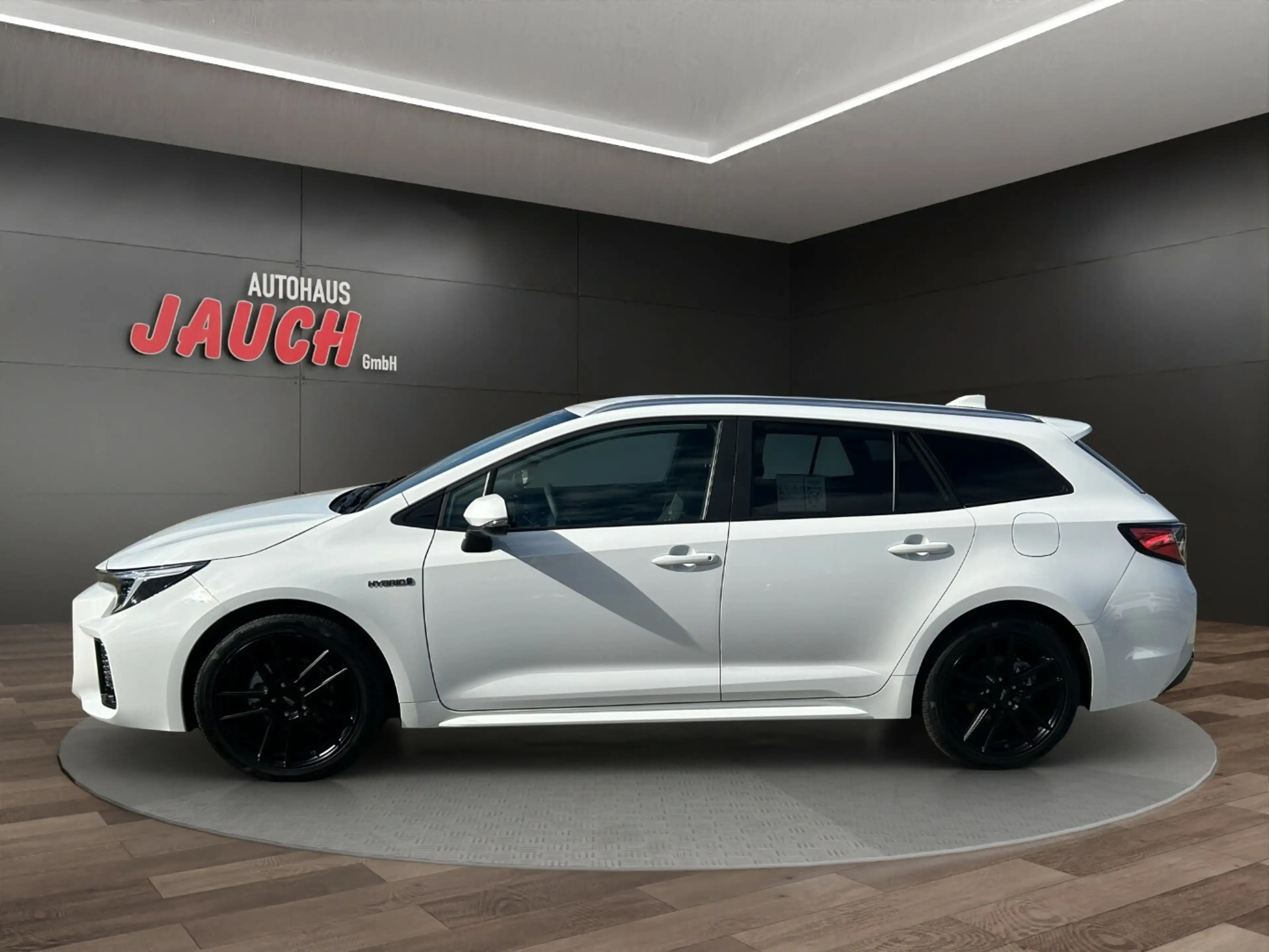 Suzuki Swace Comfort+ CVT Hybrid — photo 2