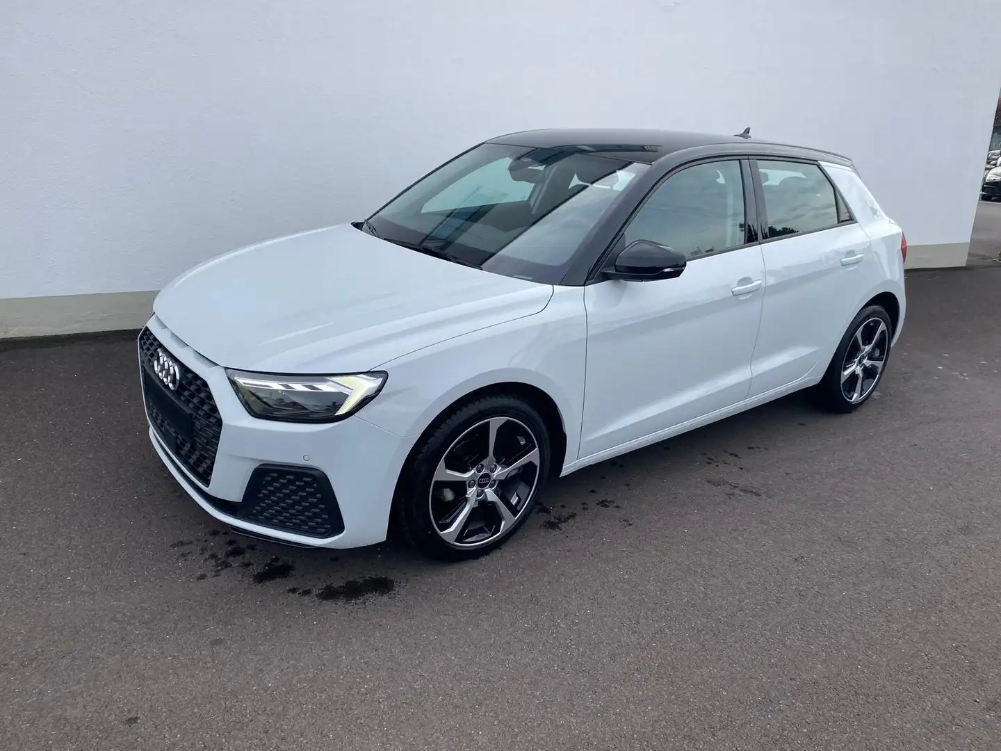 Audi A1 25 TFSI intense Weiß - 1