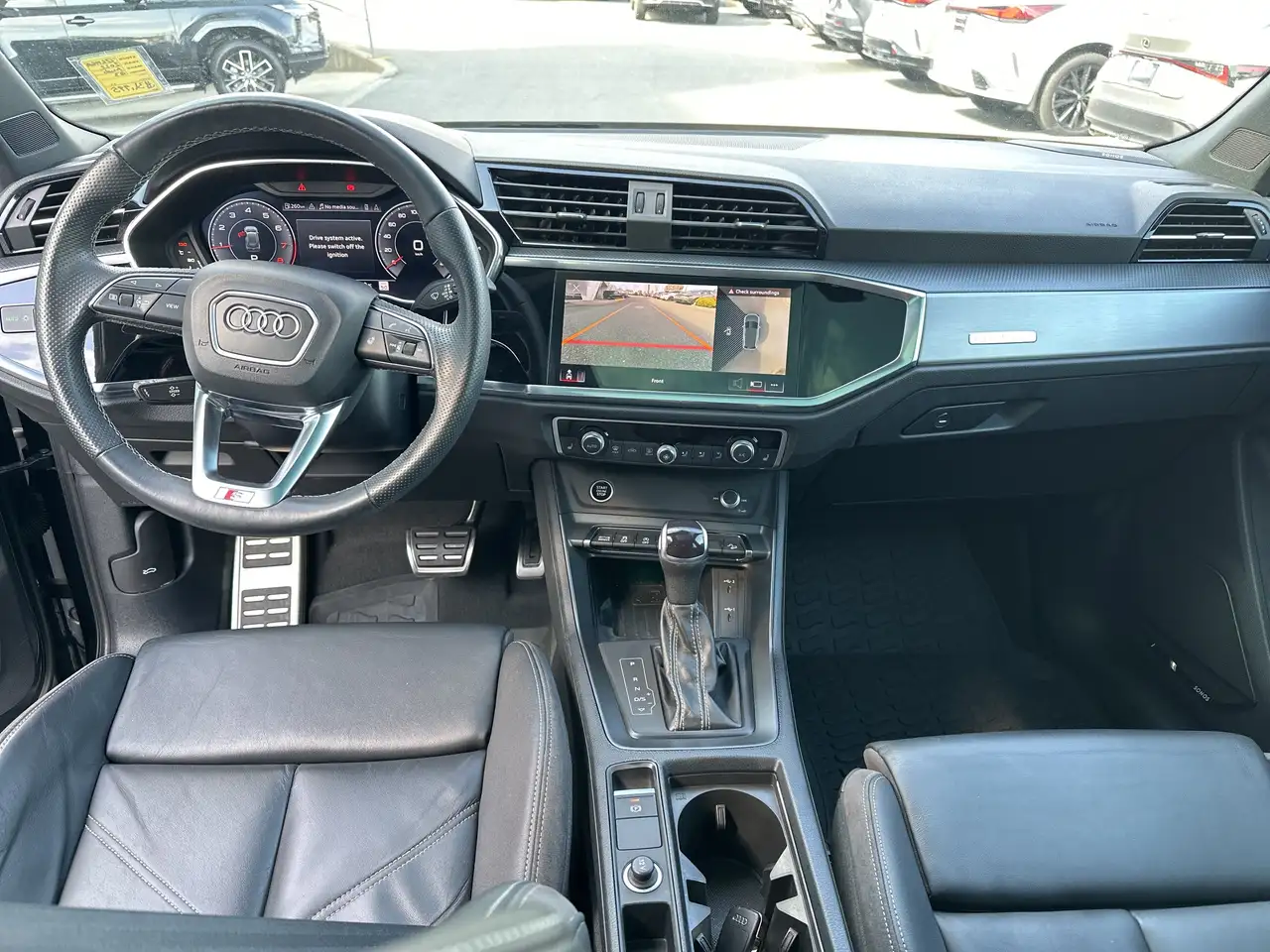 Audi Q3 снимка Audi Q3