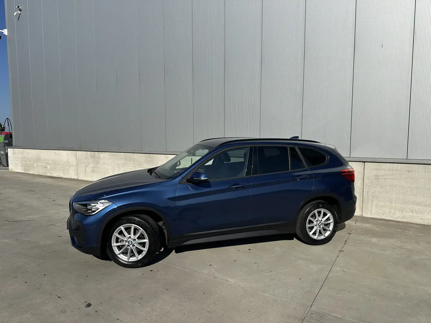 BMW X1 1.5 d sDrive16 AdBlue (EU6AP) Blauw - 2