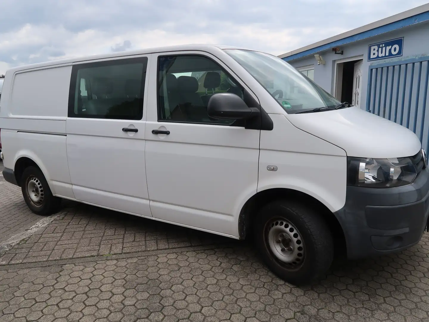 Volkswagen T5 Kombi 2.0 TDi Kombi lang 6 Sitze Blanc - 1