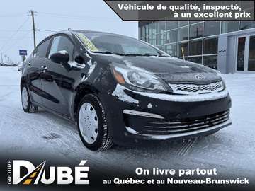 Berline 4 portes, boîte manuelle, LX