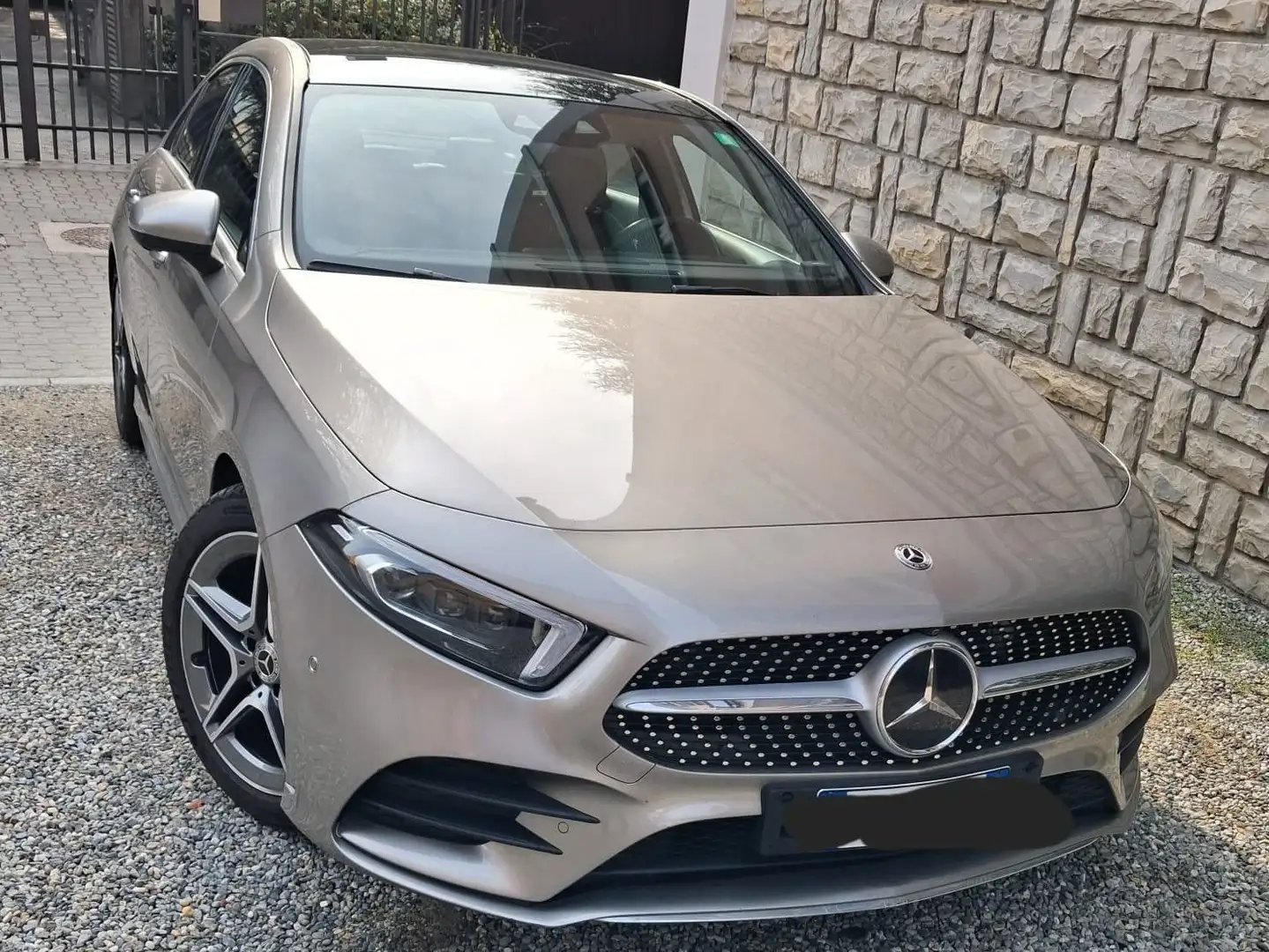 Mercedes-Benz A 180 AMG Executive Tetto Panoramico Beige - 1
