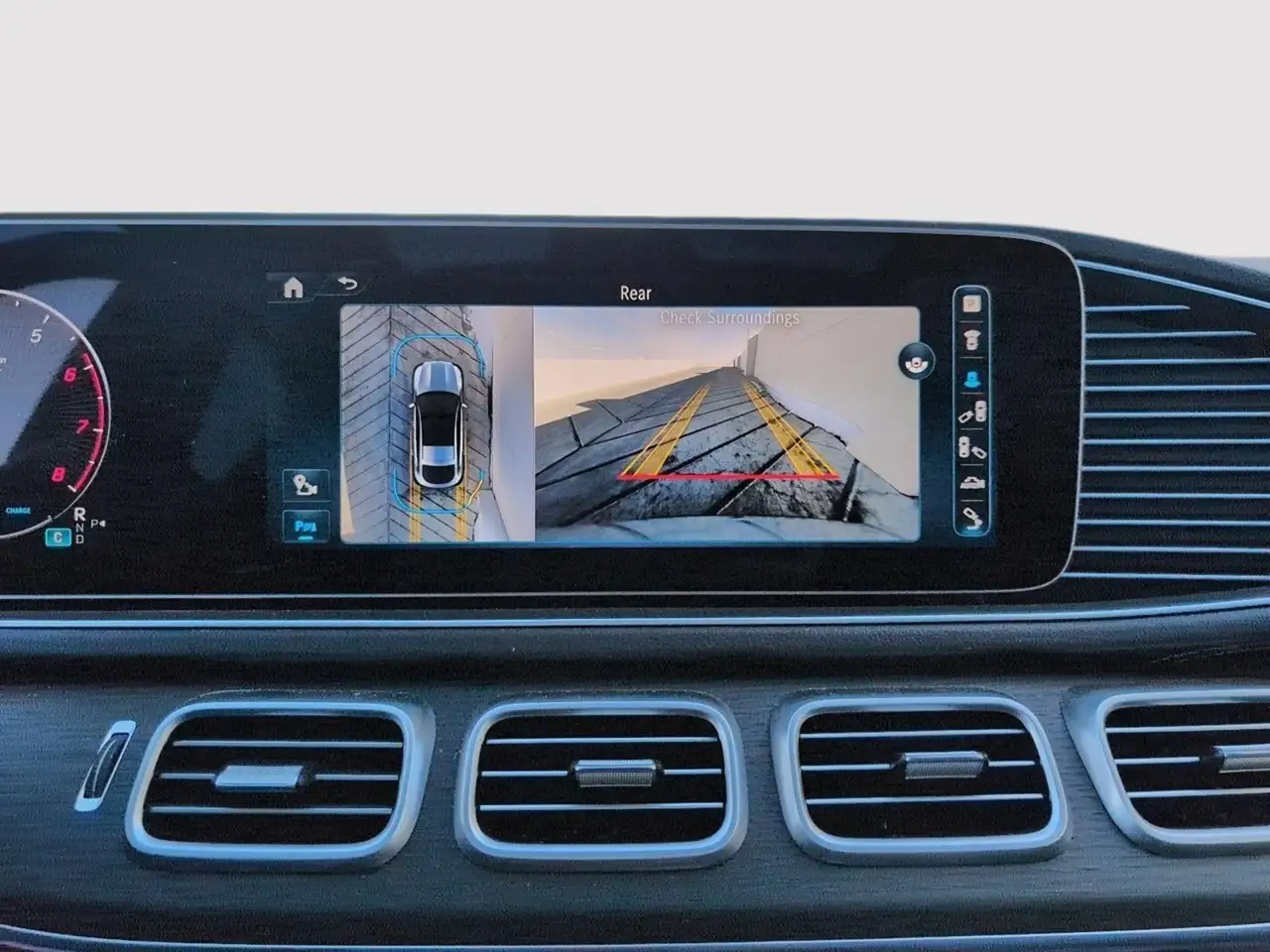 Mercedes-Benz GLE снимка Mercedes-Benz GLE