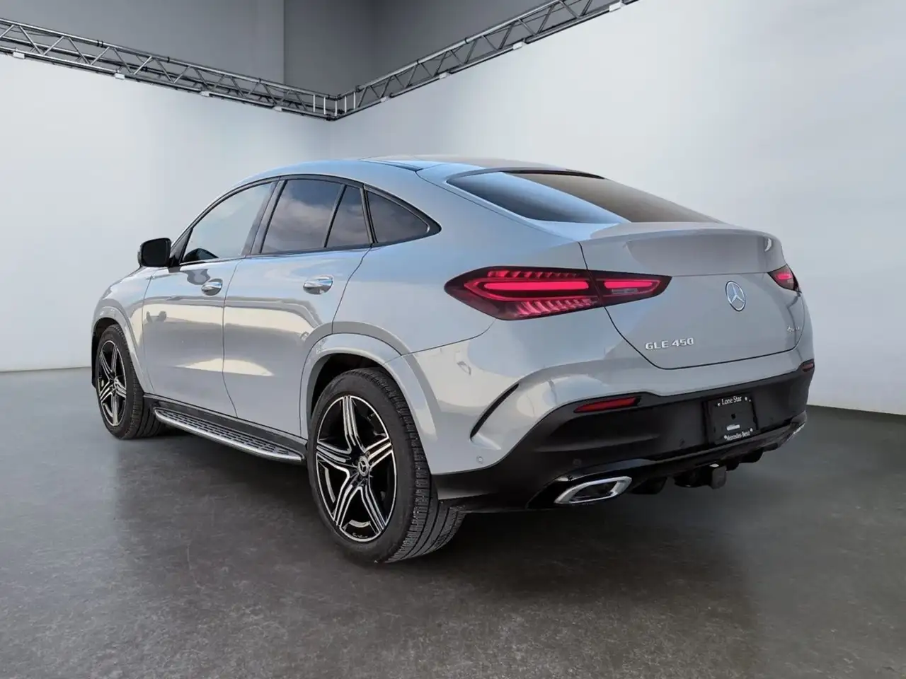 Mercedes-Benz GLE снимка Mercedes-Benz GLE