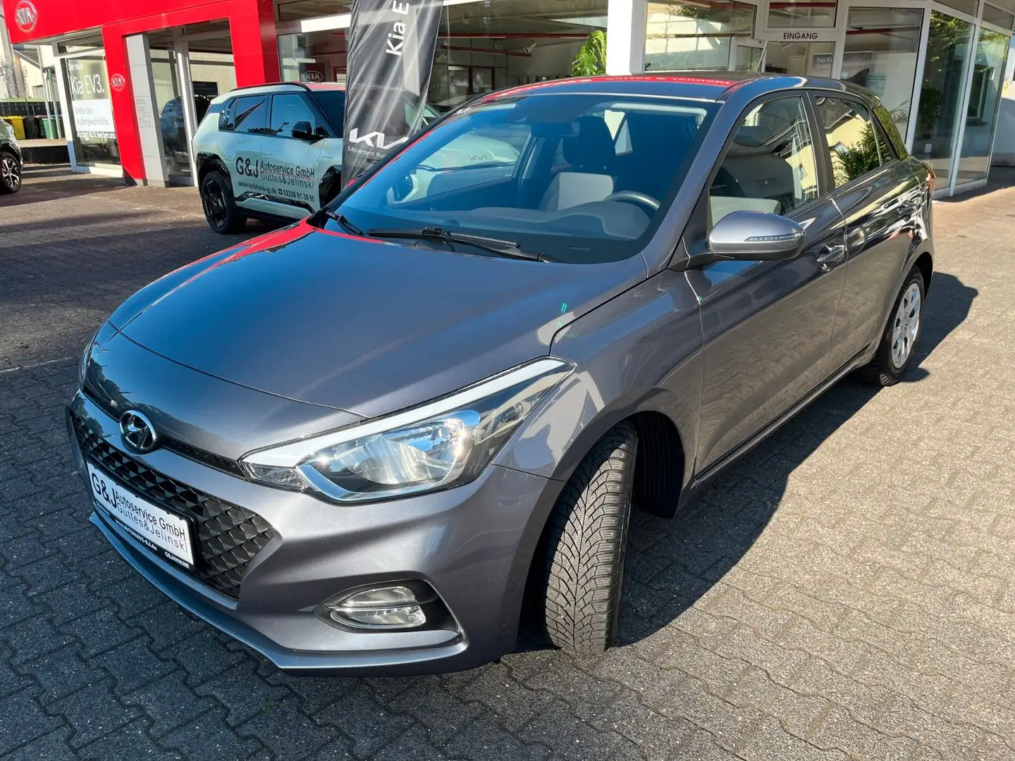 Hyundai i20 Trend, Navi, Kamera, Freisprech. Tempomat Grigio - 1