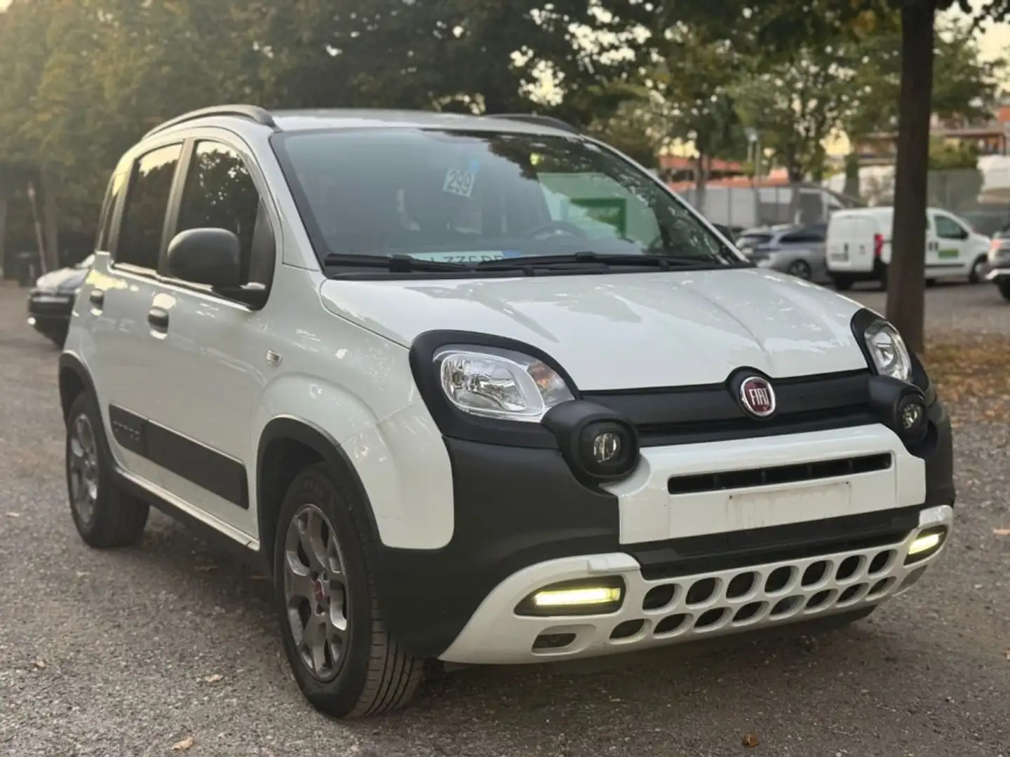 Fiat Panda 1.0 FireFly Hybrid City Cross Bianco - 1