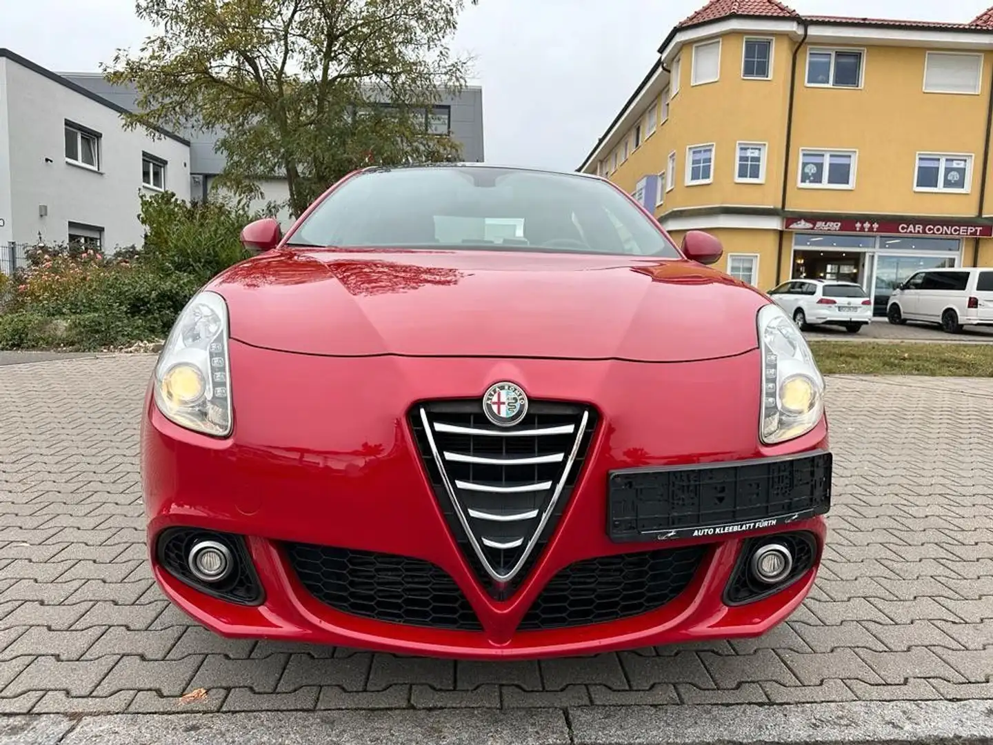 Alfa Romeo Giulietta Turismo 16V M.AIR*AUTOMATIK*PANO*TEMP* Rot - 2
