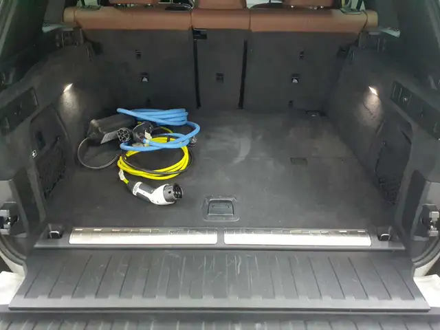 BMW X5 view 15