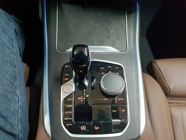 BMW X5 view 10