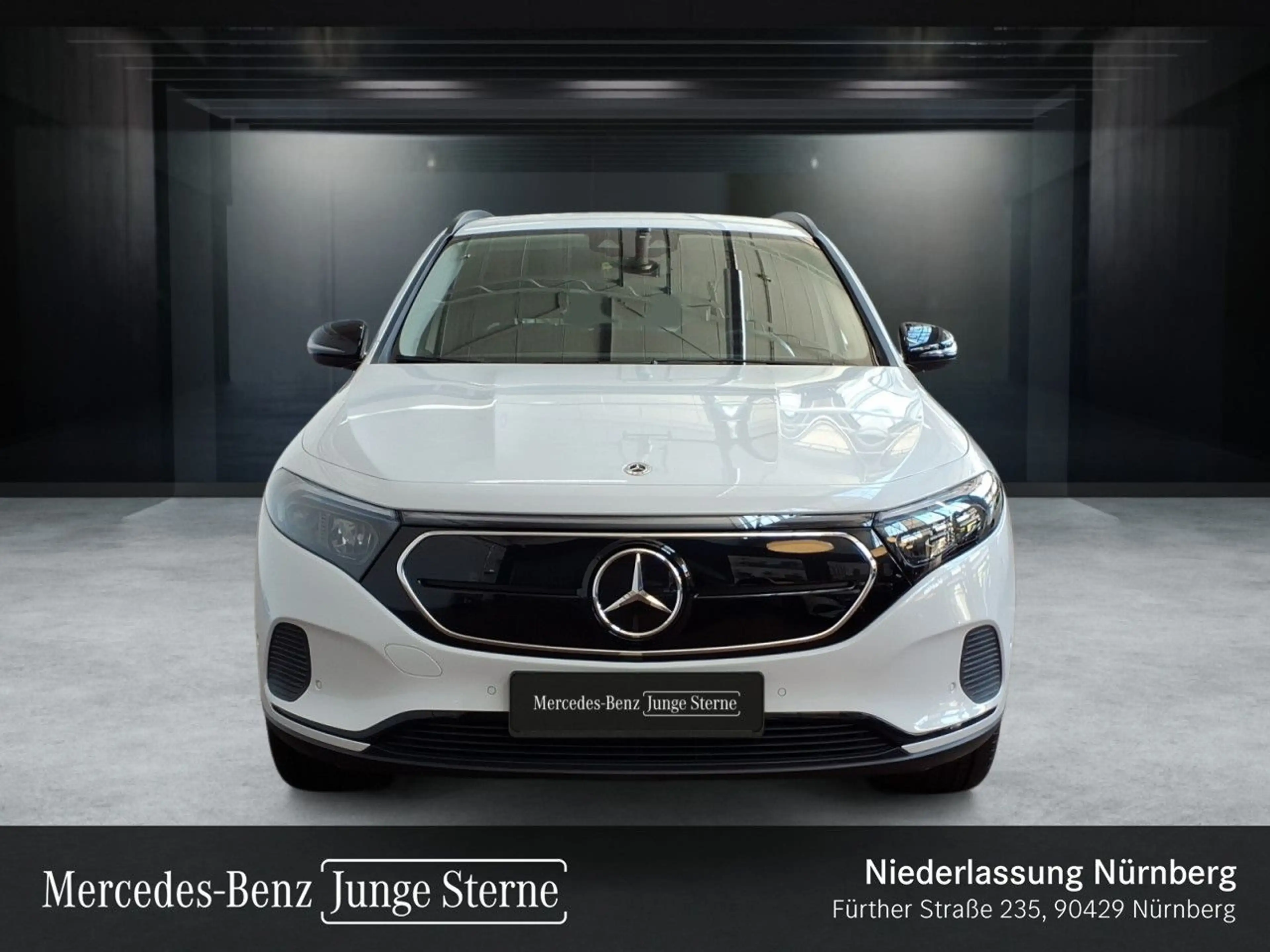 Mercedes-Benz EQA 300 4M PROG+NIGHT+PLUS-PAKET+AHK+KAMERA — photo 11