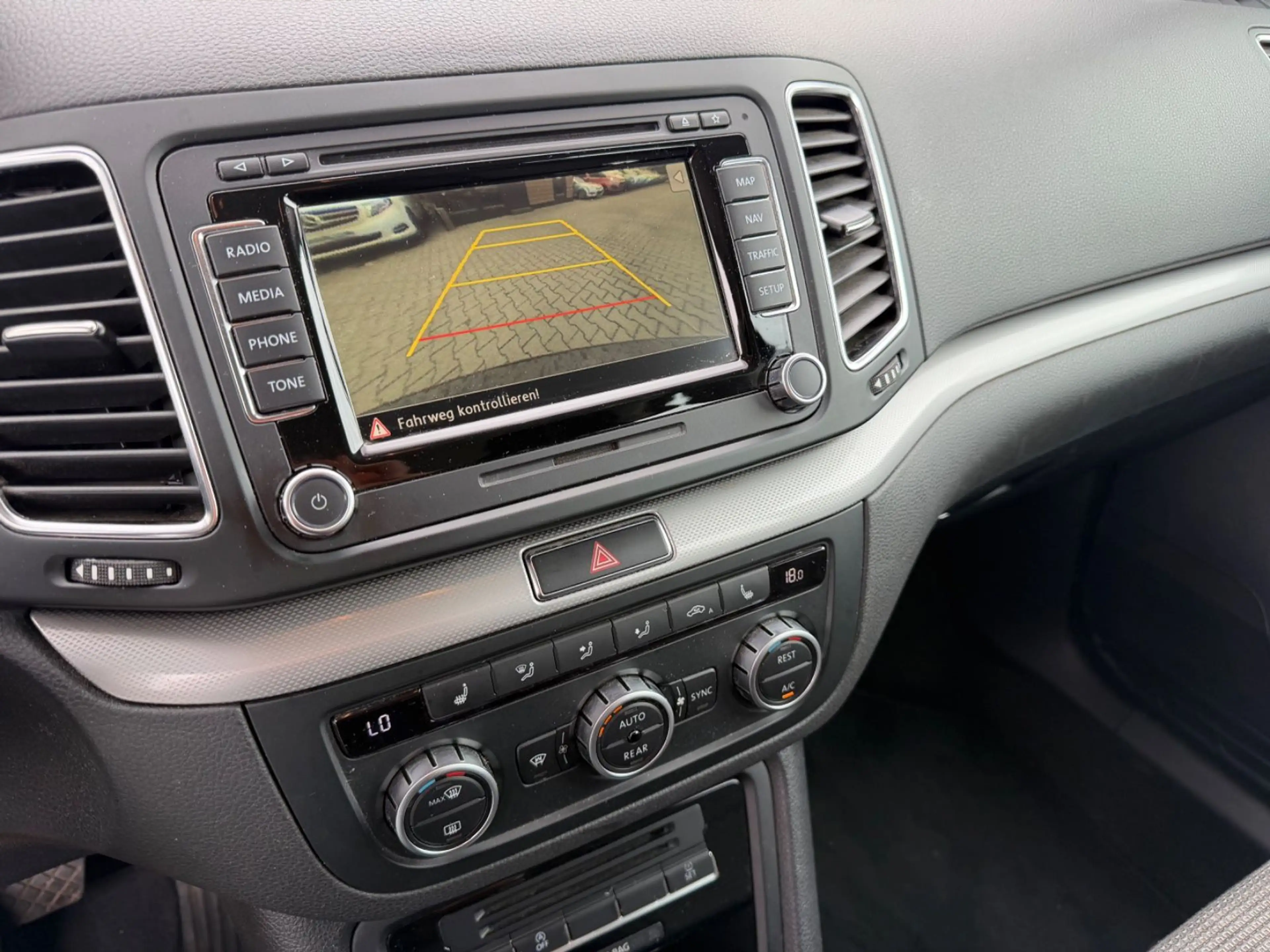 Volkswagen Sharan Comfortline BMT/2,0/EURO5/7-SITZER — photo 12