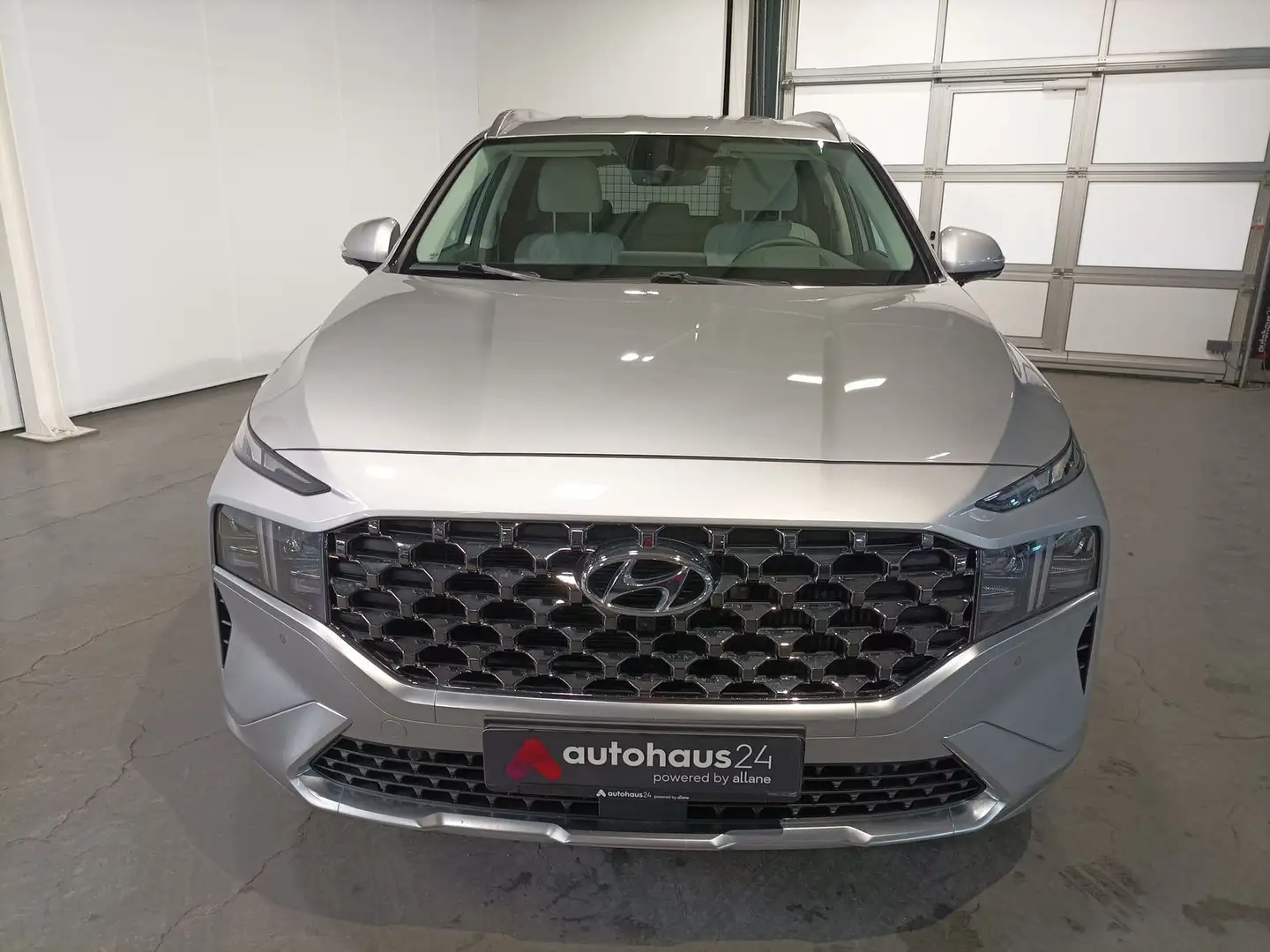 Hyundai SANTA FE 2.2 Signature LED|Navi|360°|AHK|LEDER Silber - 2