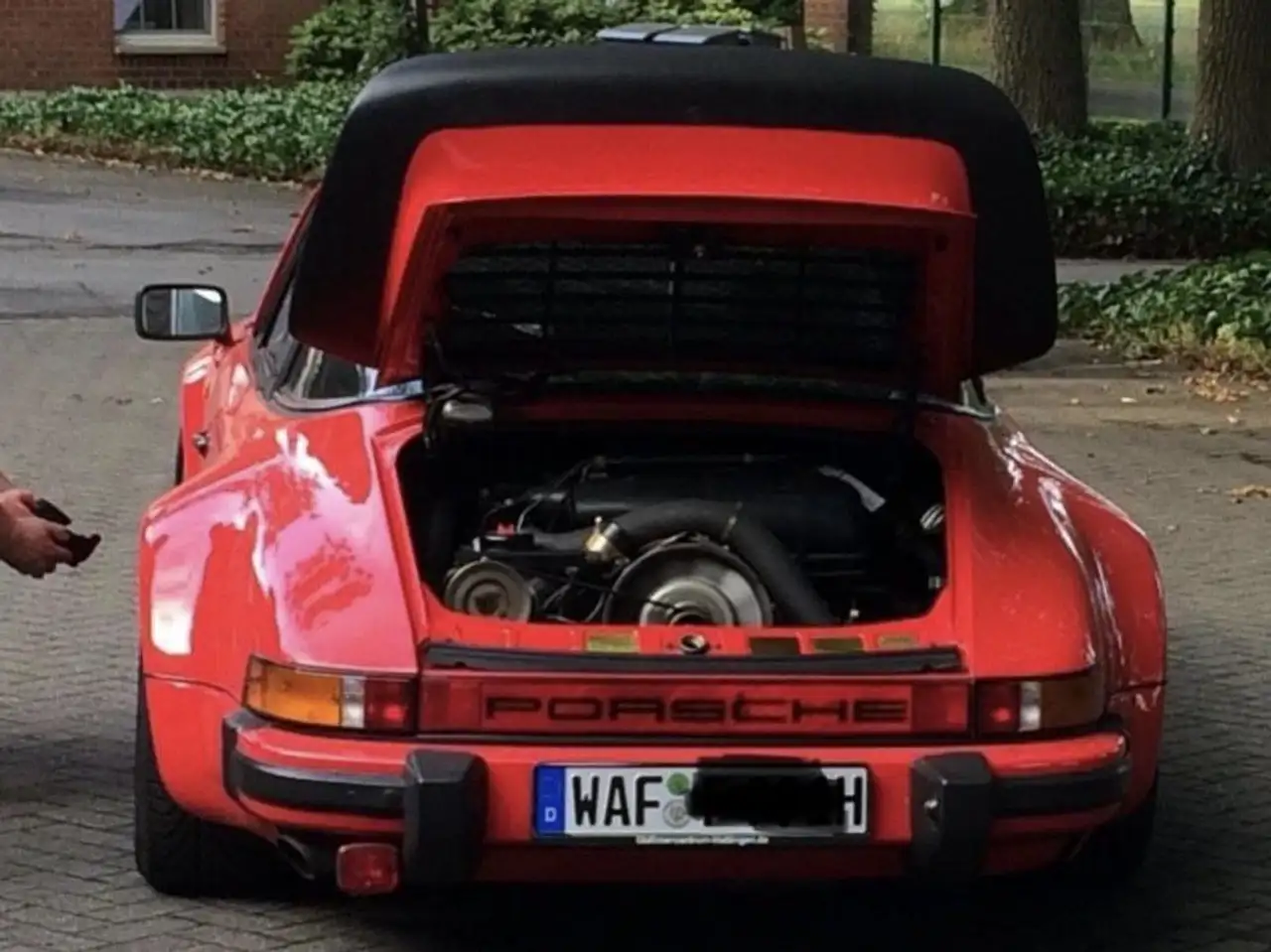Porsche 911 G-Modell 3.0 SC Targa Turbooptik deutsch Fuchsfelgen, foto 6