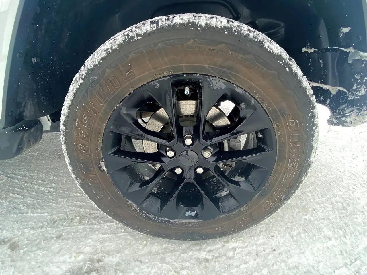 Jeep Wrangler снимка Jeep Wrangler