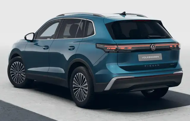 Volkswagen Tiguan Eleg. 4M Nav DCC+ LED+ SHZ eHk KeyL ParkA 142 k... Ansicht 3