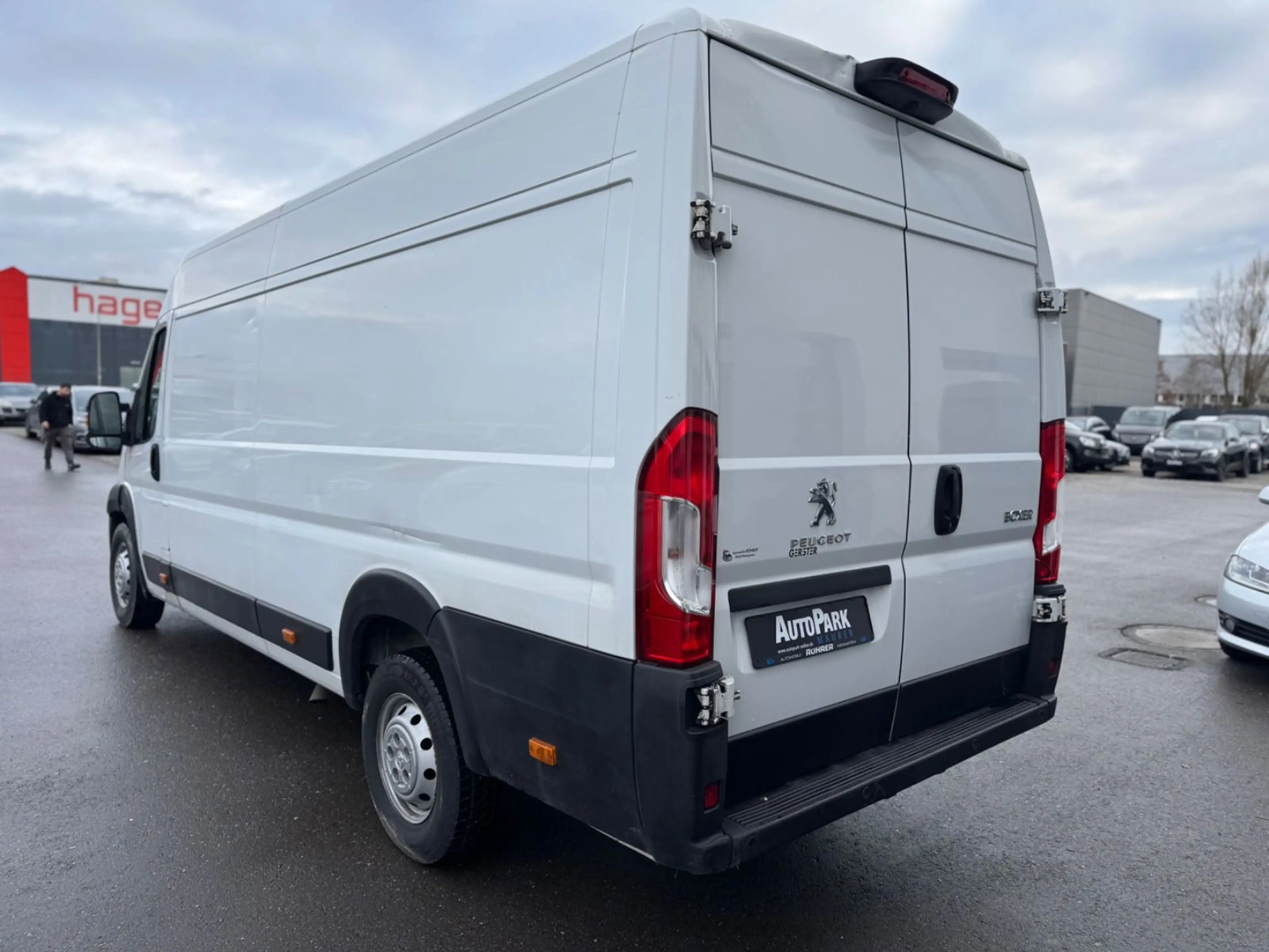 Peugeot Boxer Kasten Hochraum 435 L4H2 Pro BlueHDi 140 S — photo 9