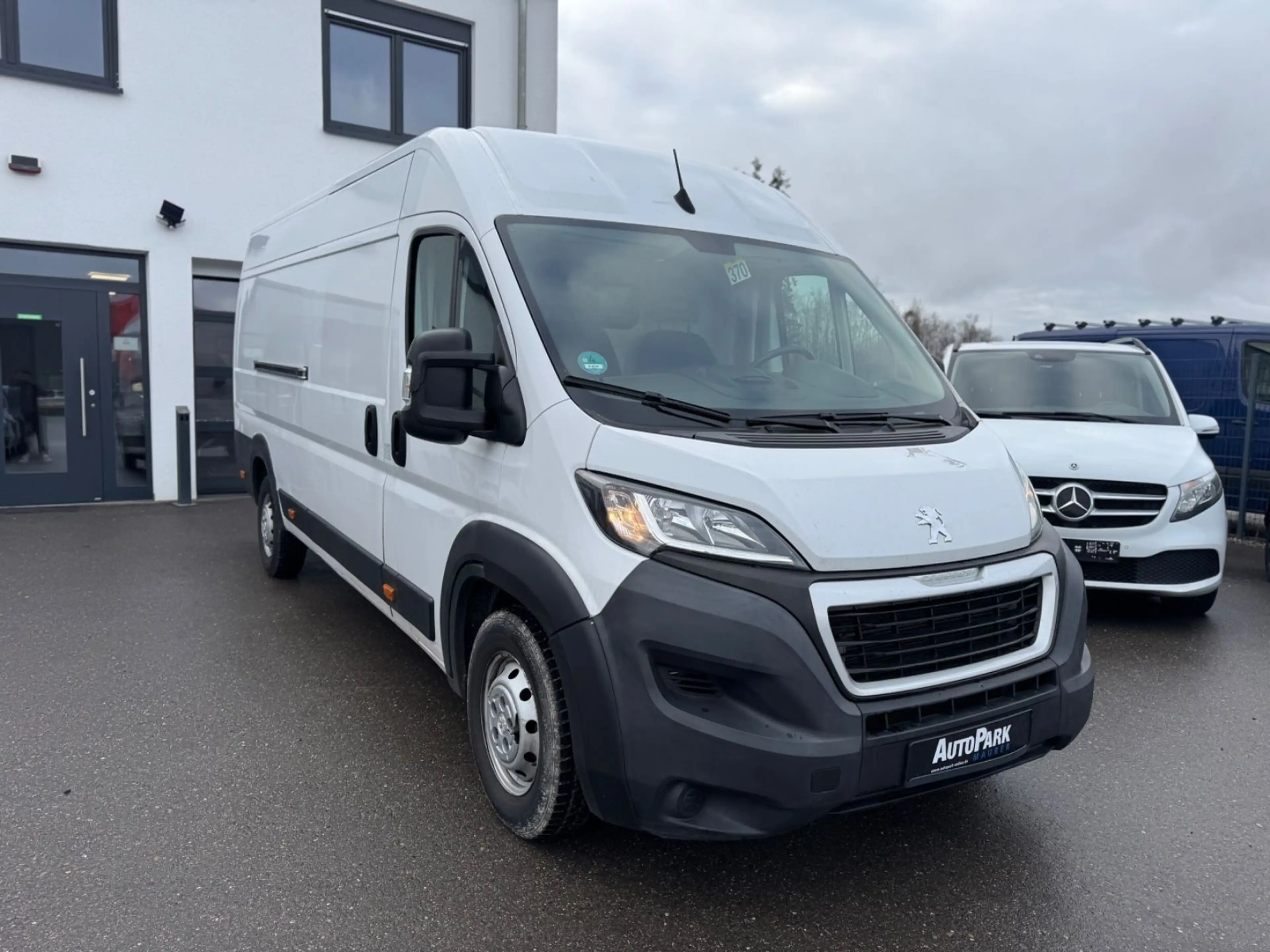 Peugeot Boxer Kasten Hochraum 435 L4H2 Pro BlueHDi 140 S — photo 5