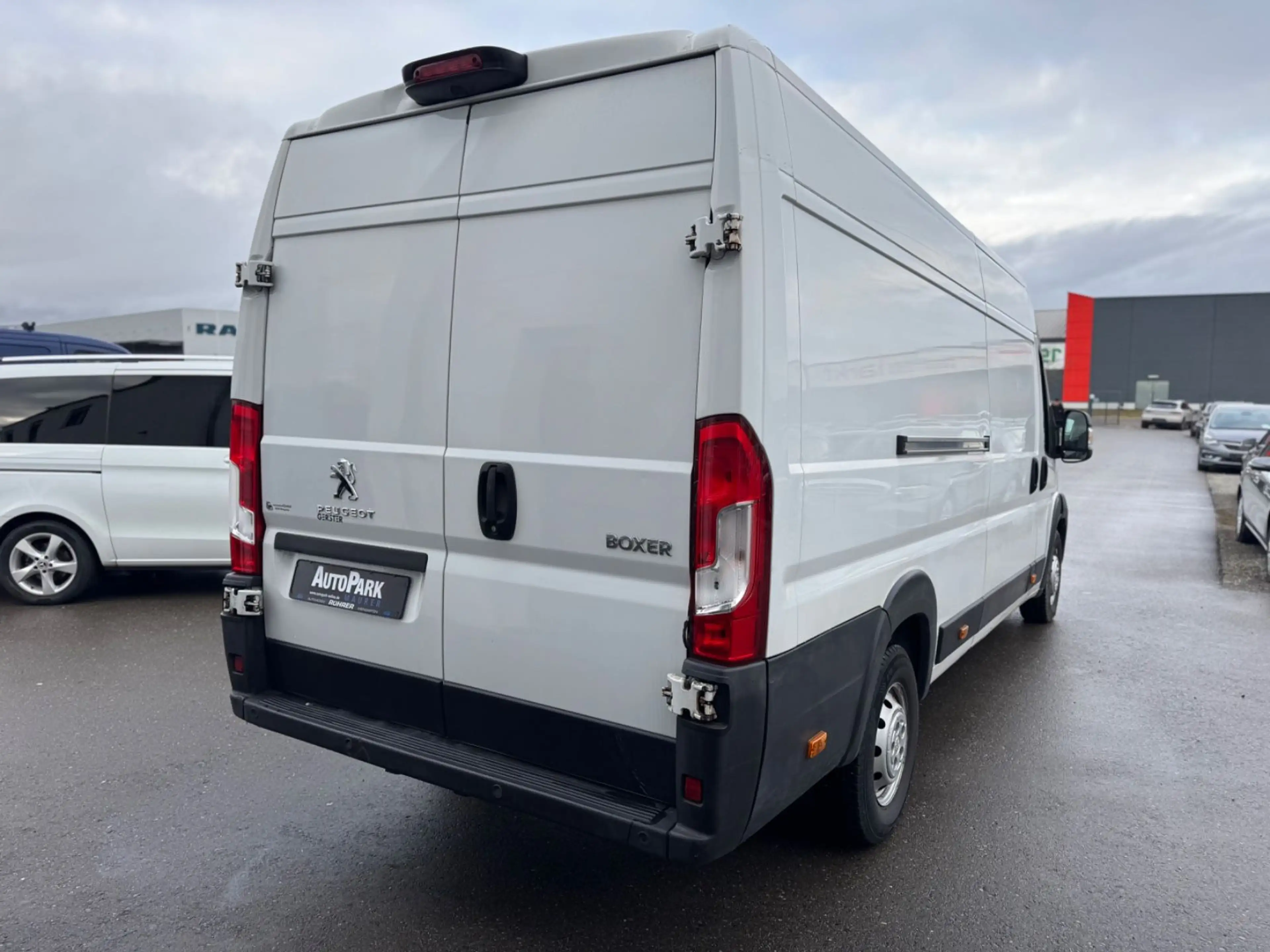 Peugeot Boxer Kasten Hochraum 435 L4H2 Pro BlueHDi 140 S — photo 7