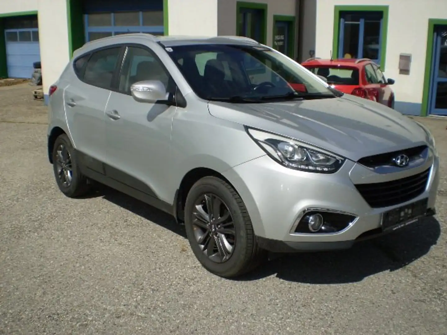 Hyundai iX35 iX35 2,0 CRDi Limited Edition Limited Edition Silber - 1