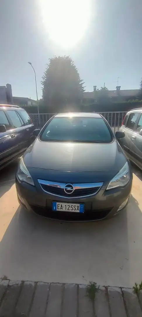 Opel Astra 5p 1.4 t Cosmo 140cv - 1