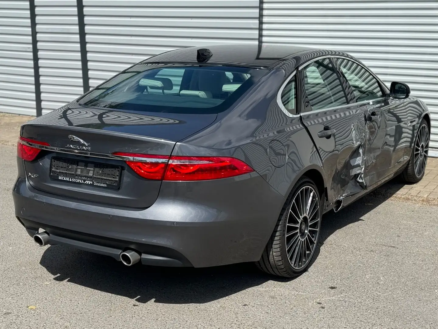 Jaguar XF 30d FACELIFT-Luxury-Meridian-Kamera-Vollleder Gris - 1