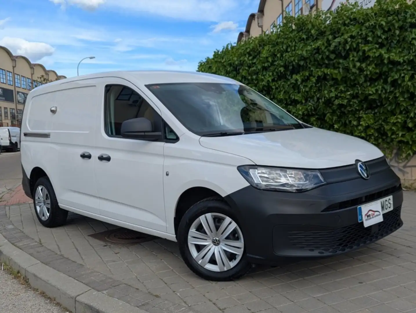 Volkswagen Caddy Furgón Maxi 2.0TDI 75kW Blanco - 1