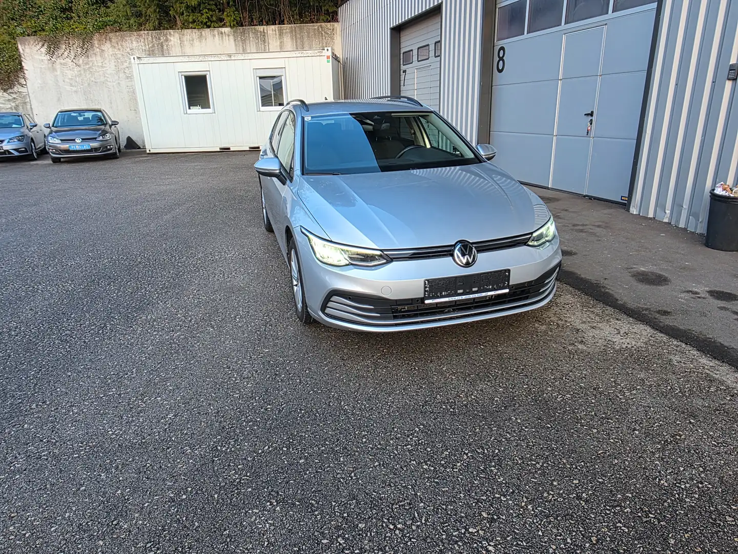 Volkswagen Golf Variant life Grau - 1