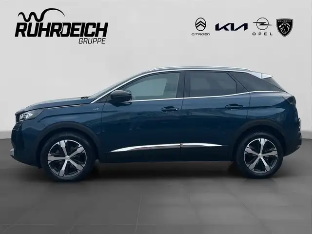 Peugeot 3008 view 2