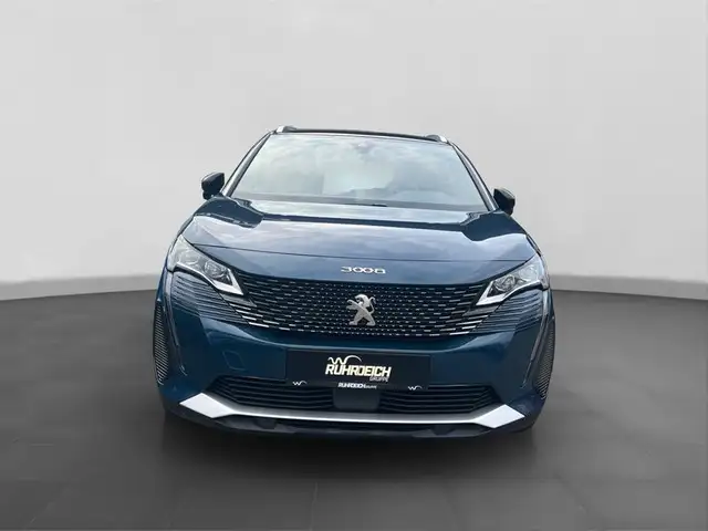 Peugeot 3008 view 6