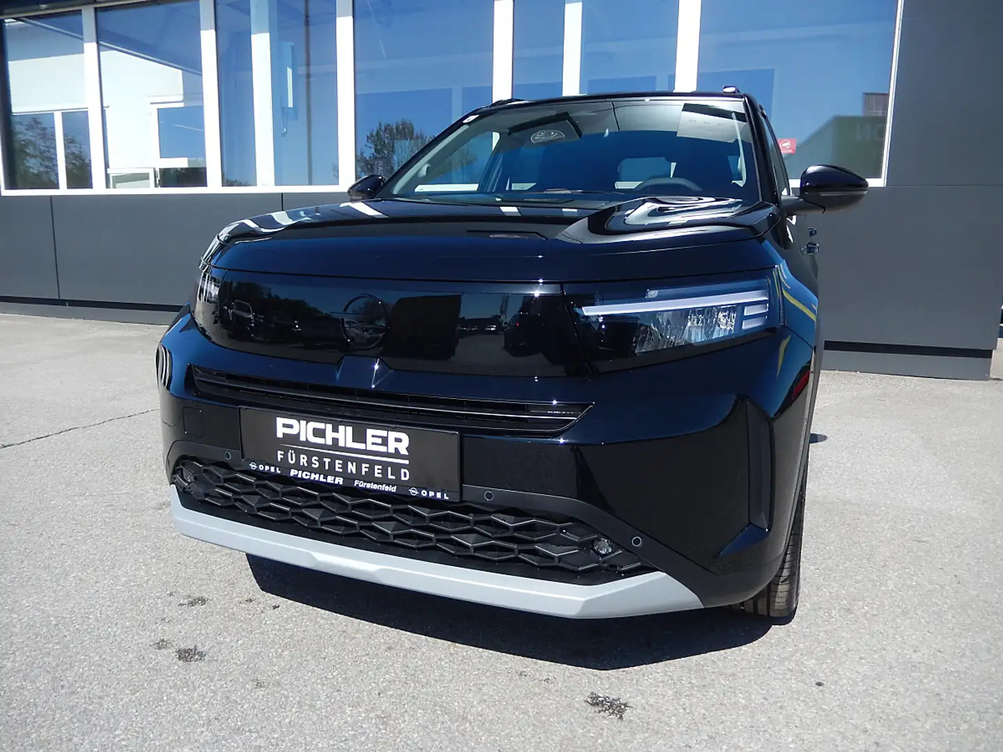 Opel Frontera 1.2 DI MHEV GS Aut. Schwarz - 1