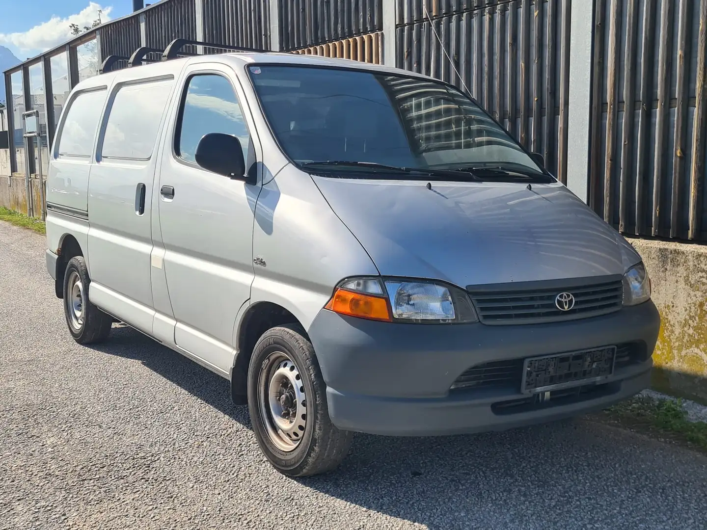 Toyota Hi Ace Kasten kurz 2,5 *KLIMA*SCHIEBETÜR* Gris - 1