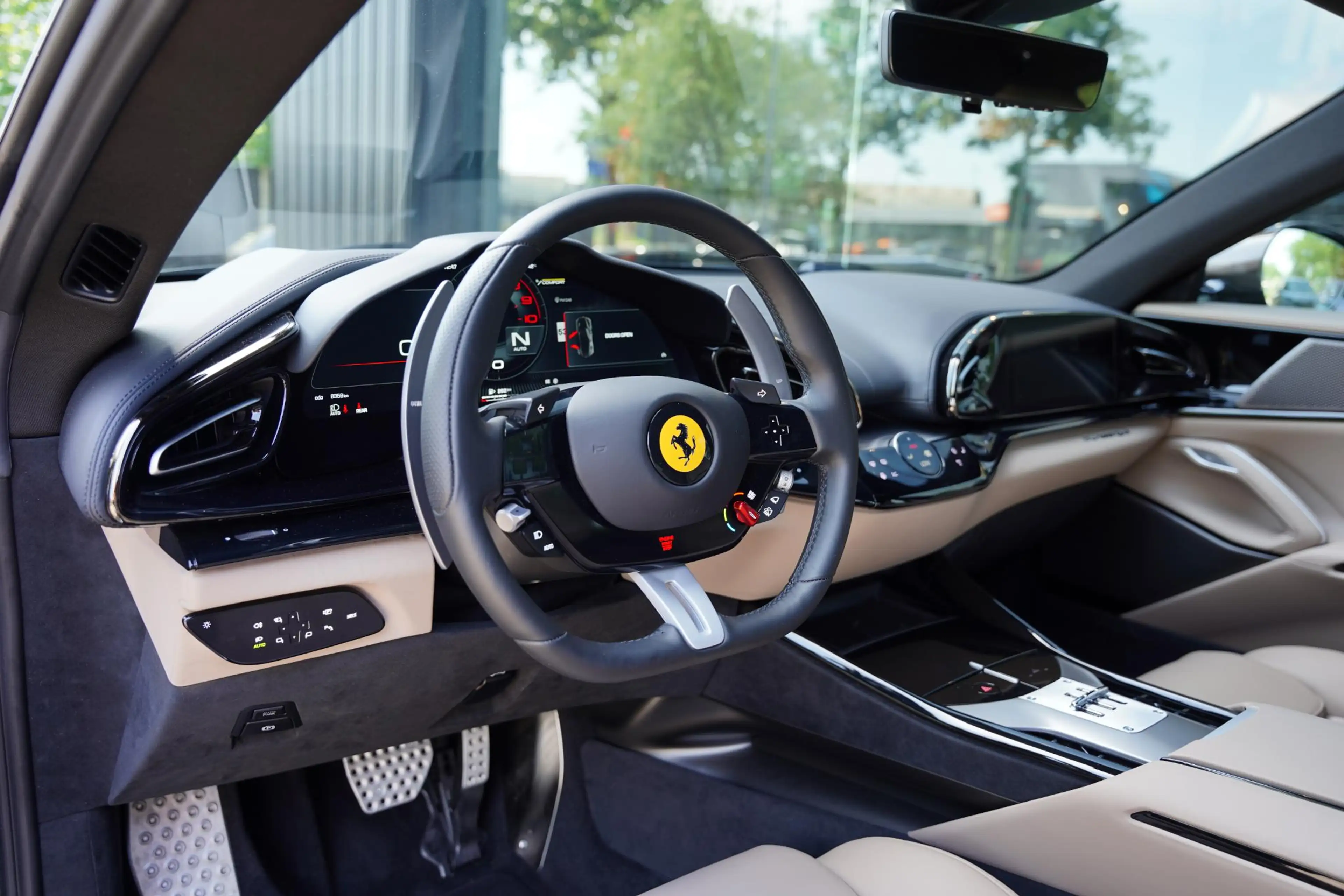 Ferrari Purosangue 6.5 V12 / NL-AUTO / BTW / Carbon / Massage / 8 D.K — photo 5