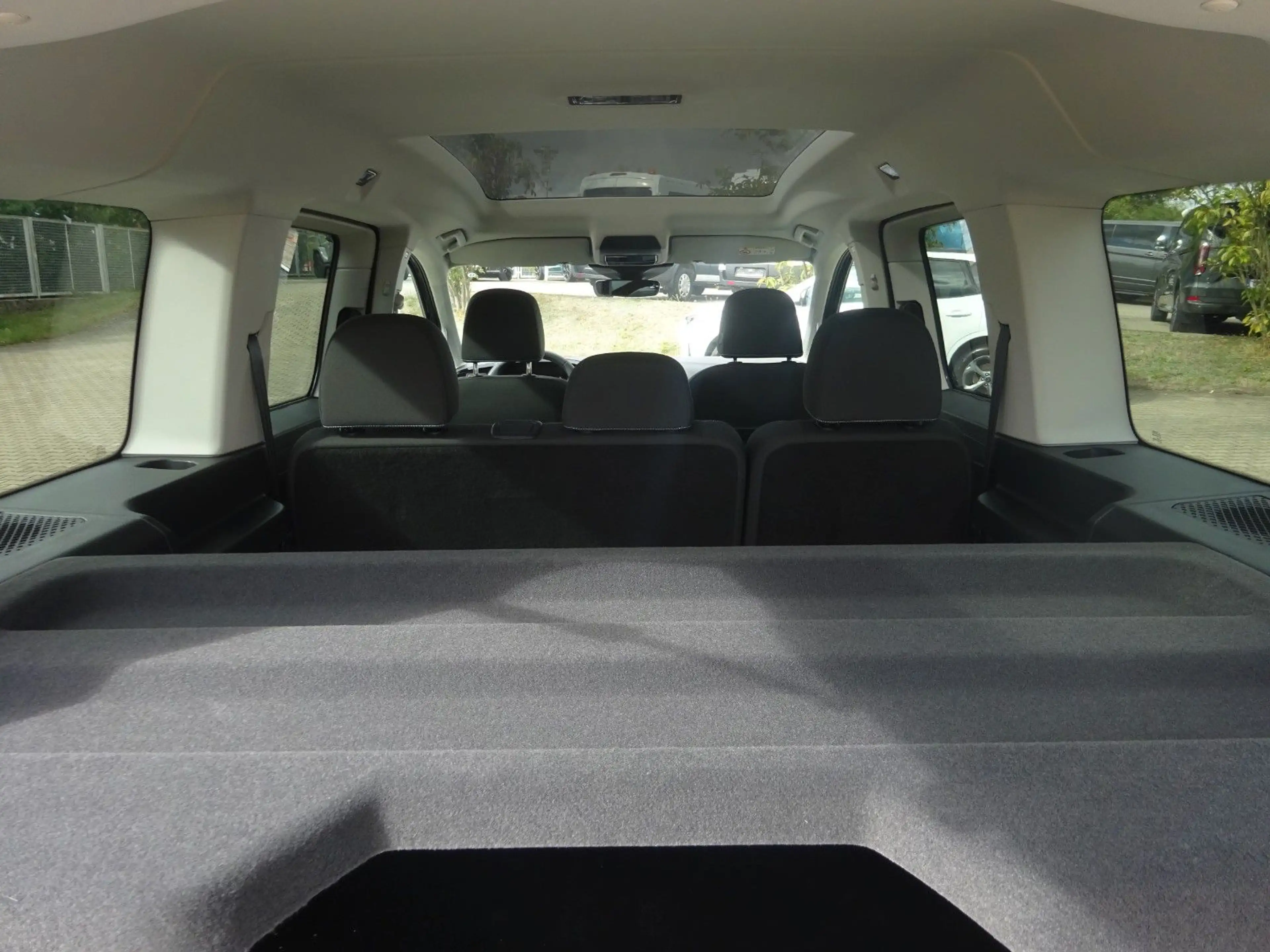 Ford Grand Tourneo Connect L2 Active 4x4 5Sitz Navi — photo 7