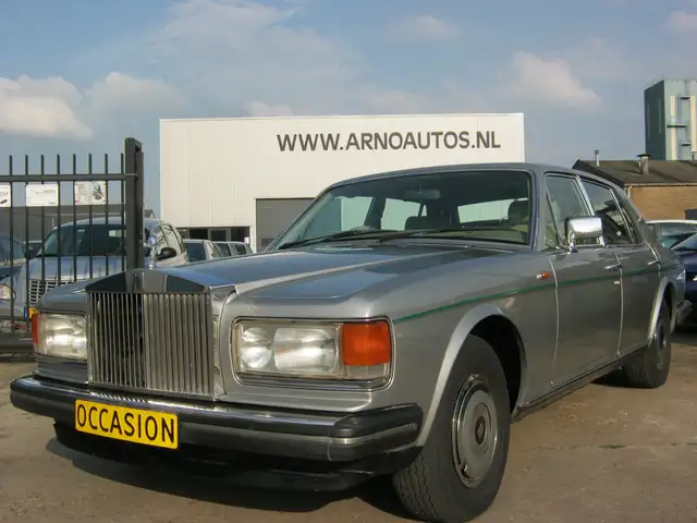 Rolls-Royce Silver Spirit 6.8 AUTOMAAT, OLDTIMER/WEGENBELASTING €127,- PER J