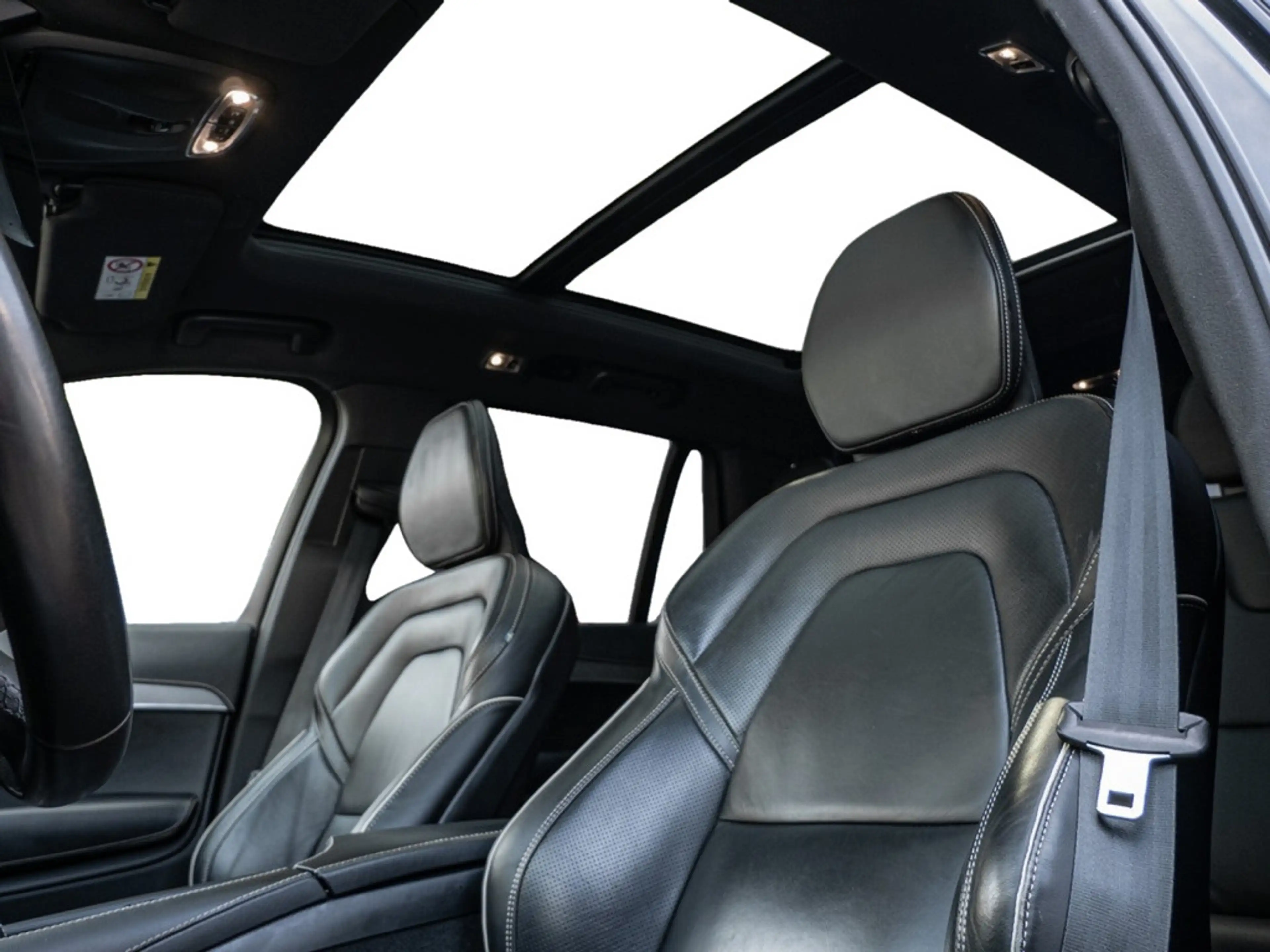 Volvo XC90 B5 AWD R-Design 22" LUFT AHK PANO — photo 9