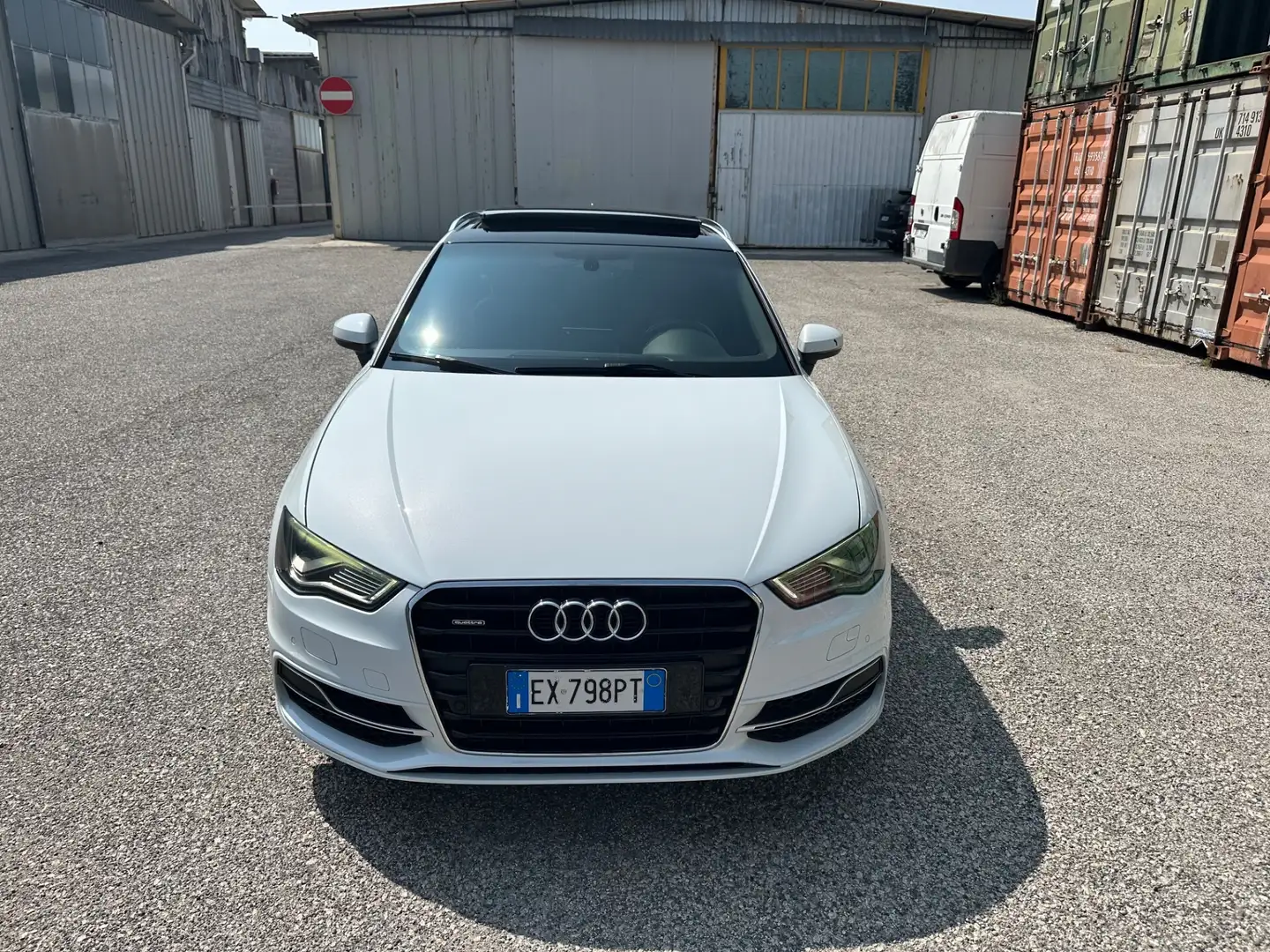Audi A3 SPB 2.0 TDI 184 CV diesel quattro S tr. S LINE Bianco - 2