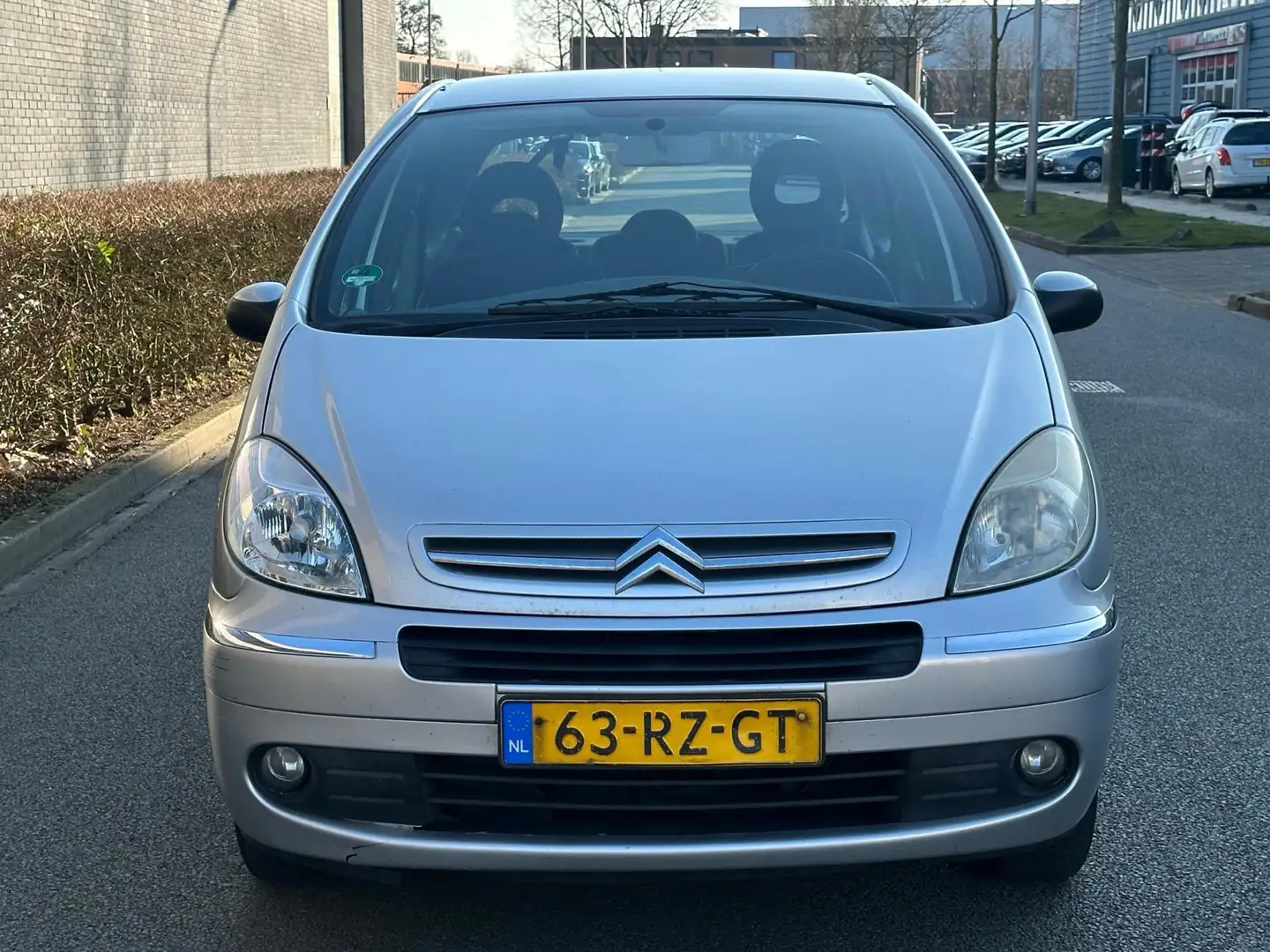 Citroen Xsara Picasso 1.8i-16V Attraction AIRCO/CRUISE | INRUILKOOPJE ! Gris - 2