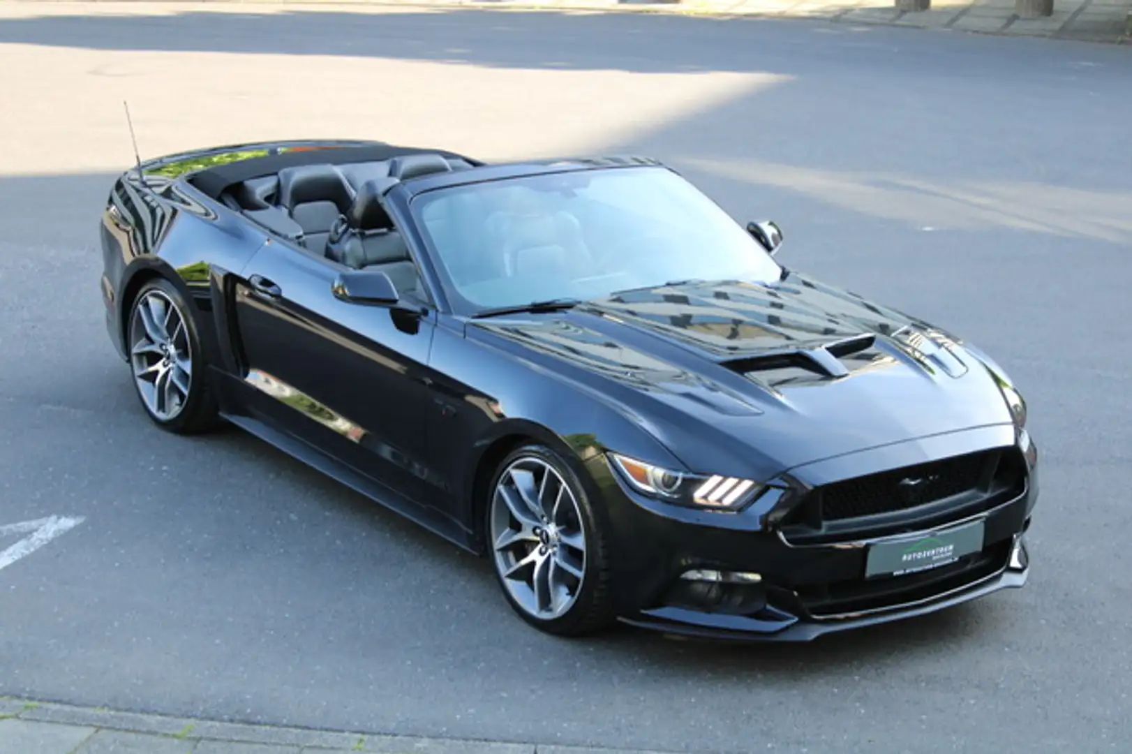 Ford Mustang GT Cabrio Scheckheft/Sitzlüftung/Klappe Schwarz - 1